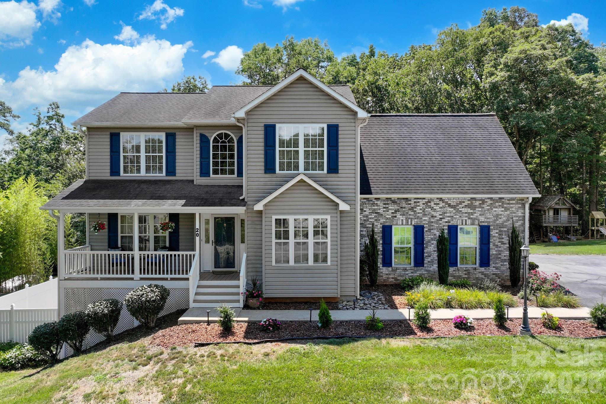 main property photo 11