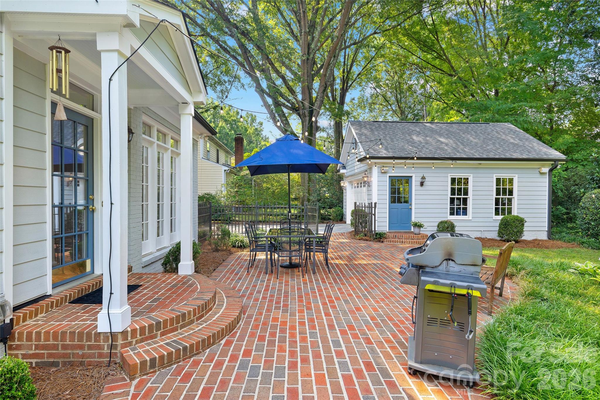 main property photo 45