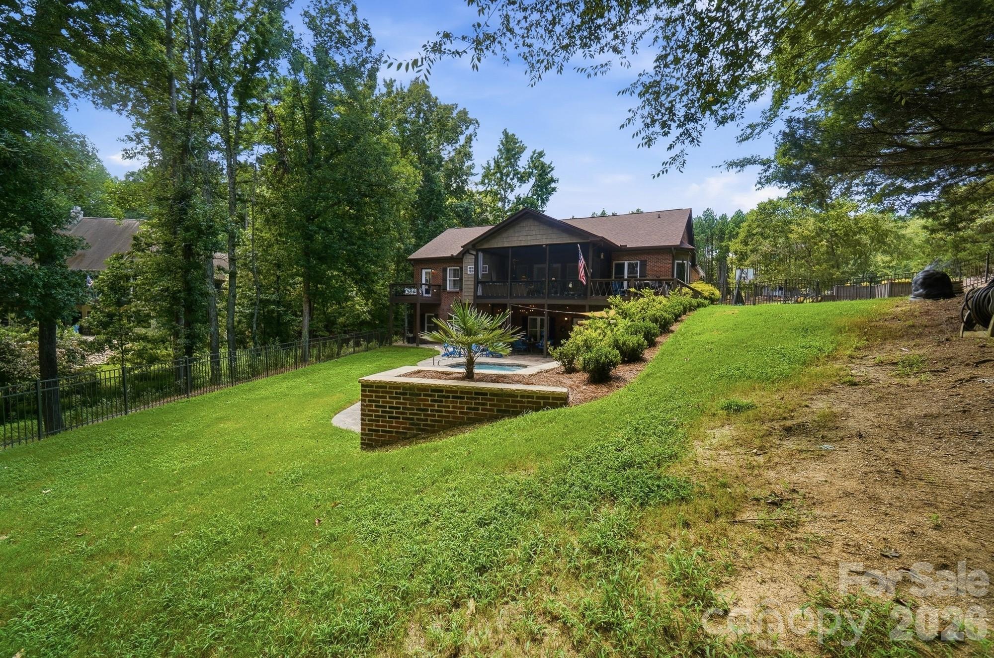 main property photo 36