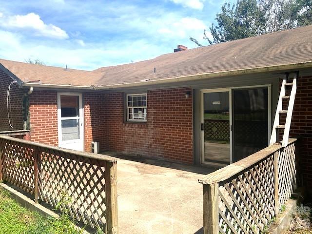 main property photo 9