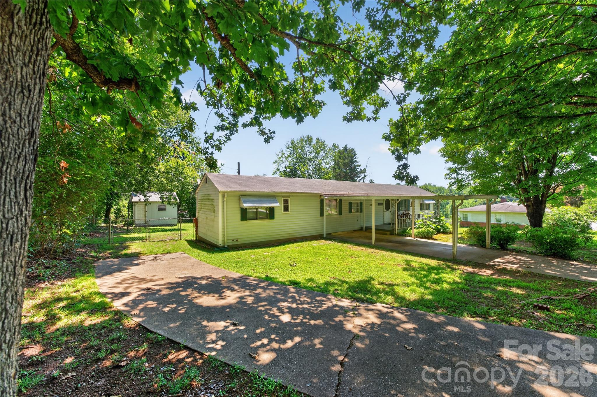 main property photo 3