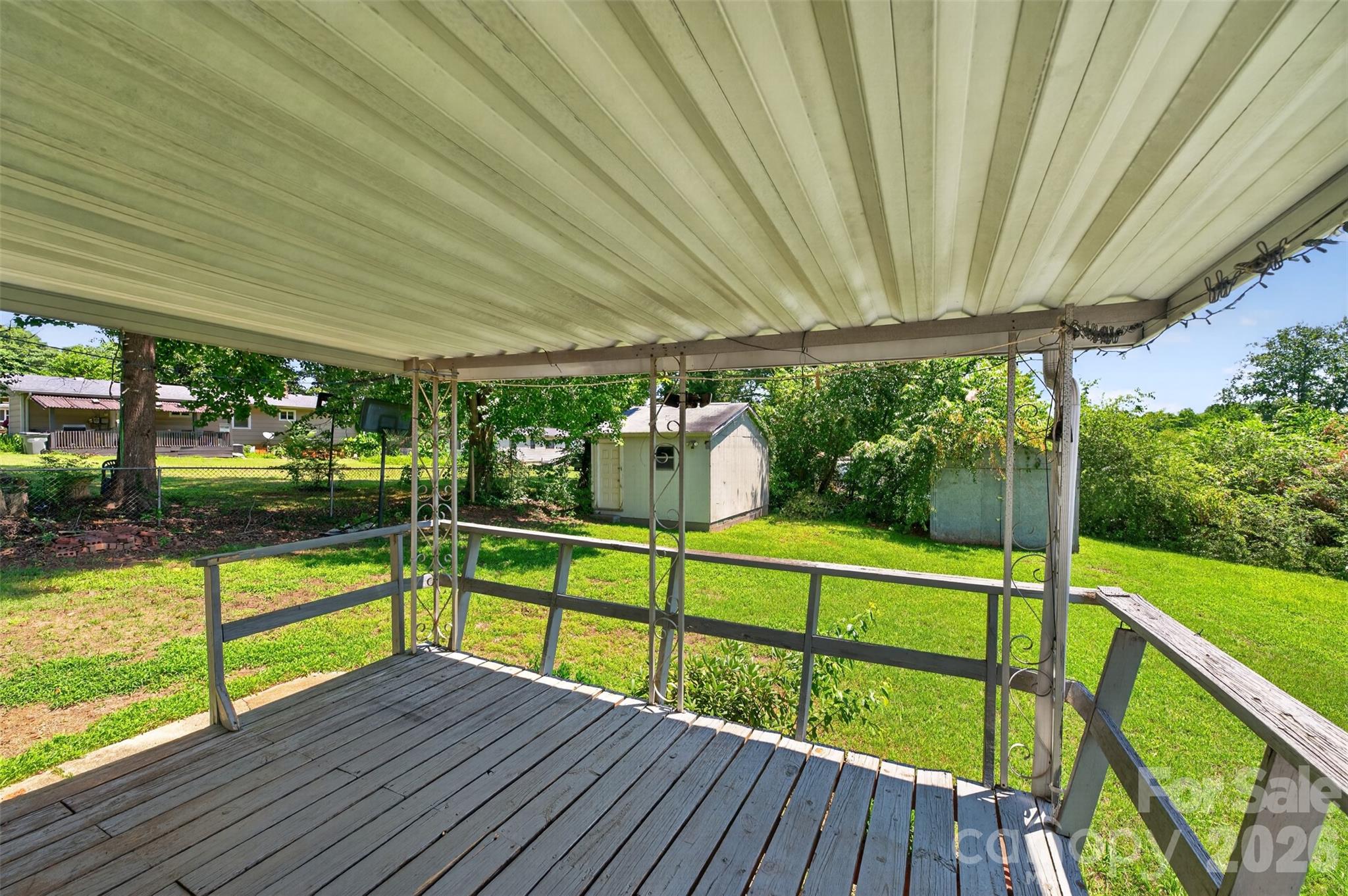 main property photo 31