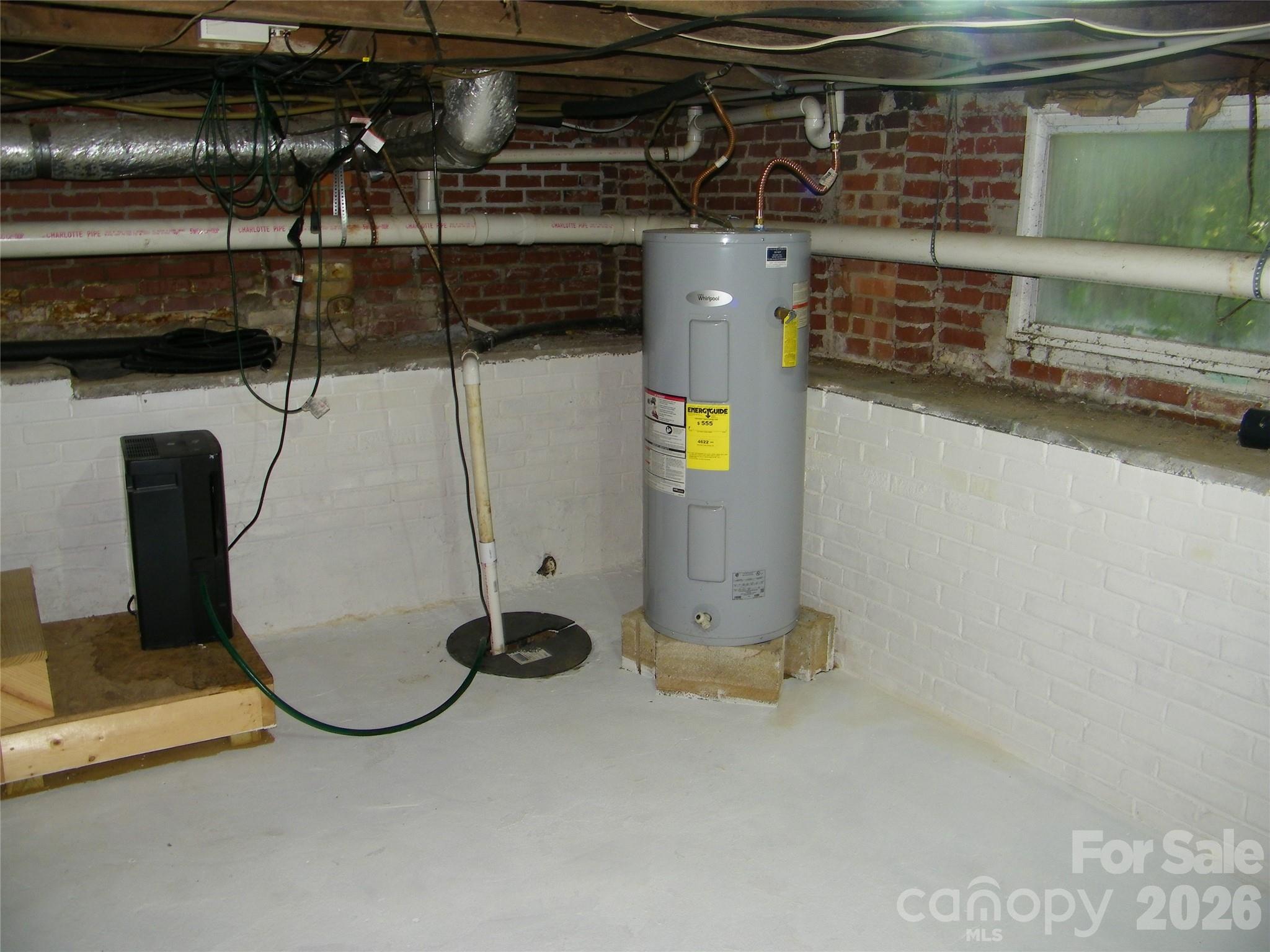 main property photo 30