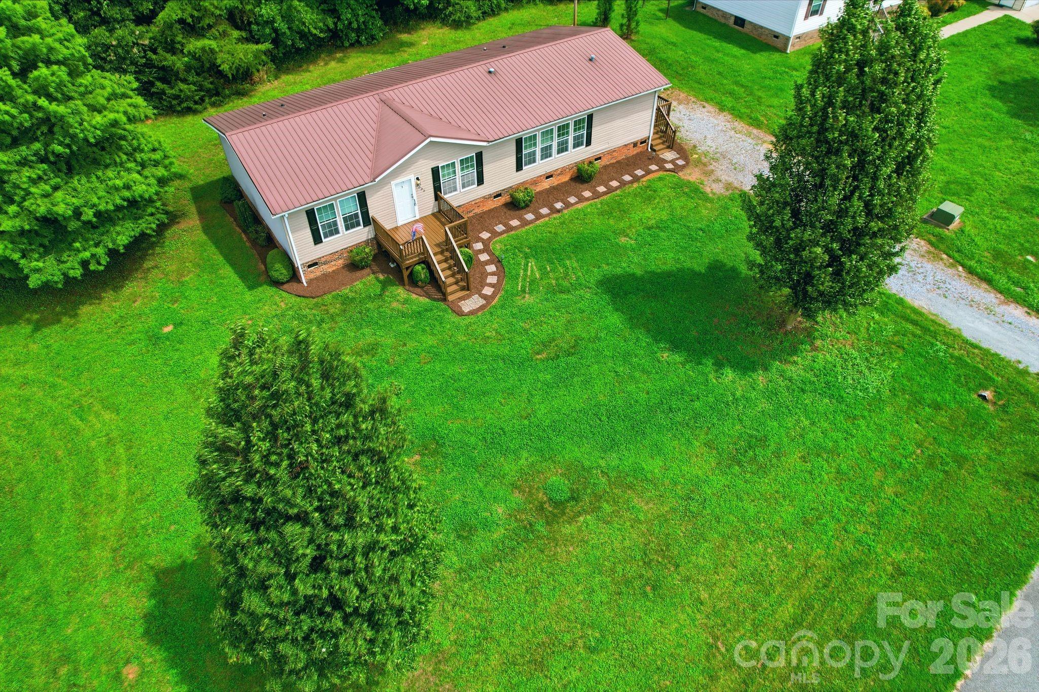 main property photo 34