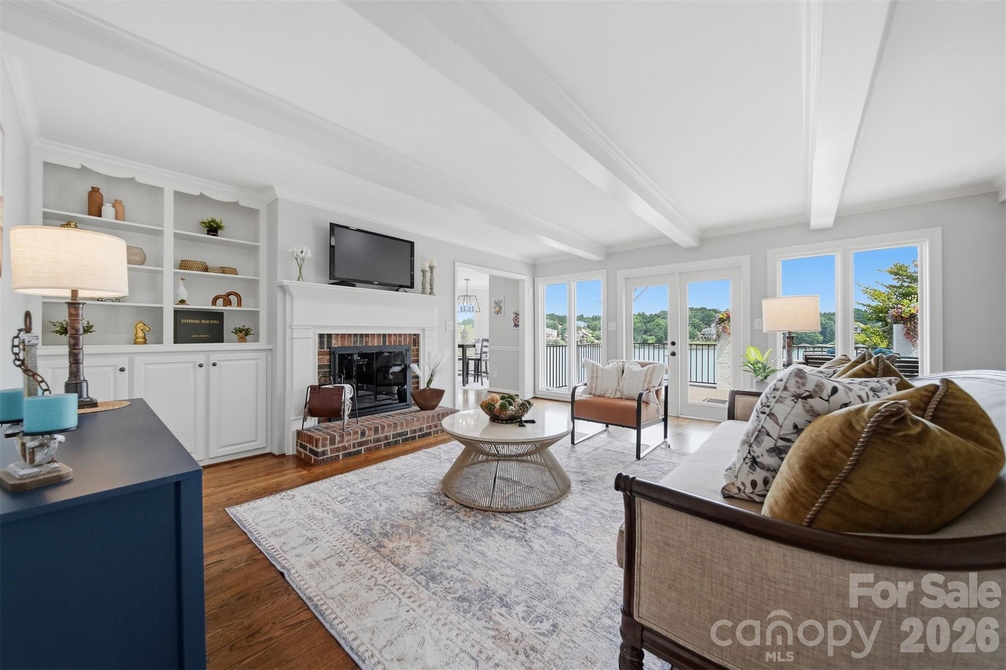 main property photo 6