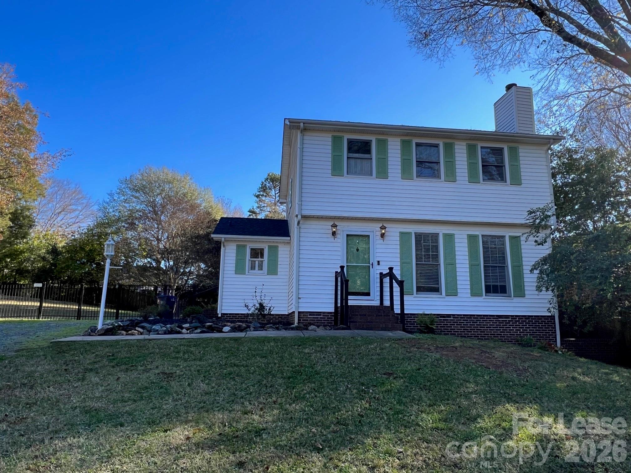 main property photo 2