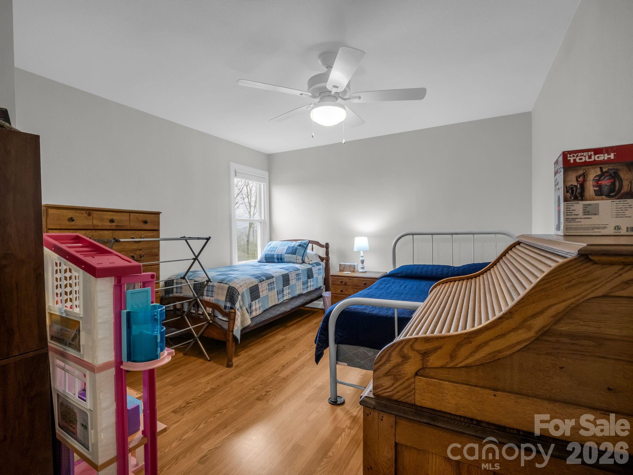 main property photo 17