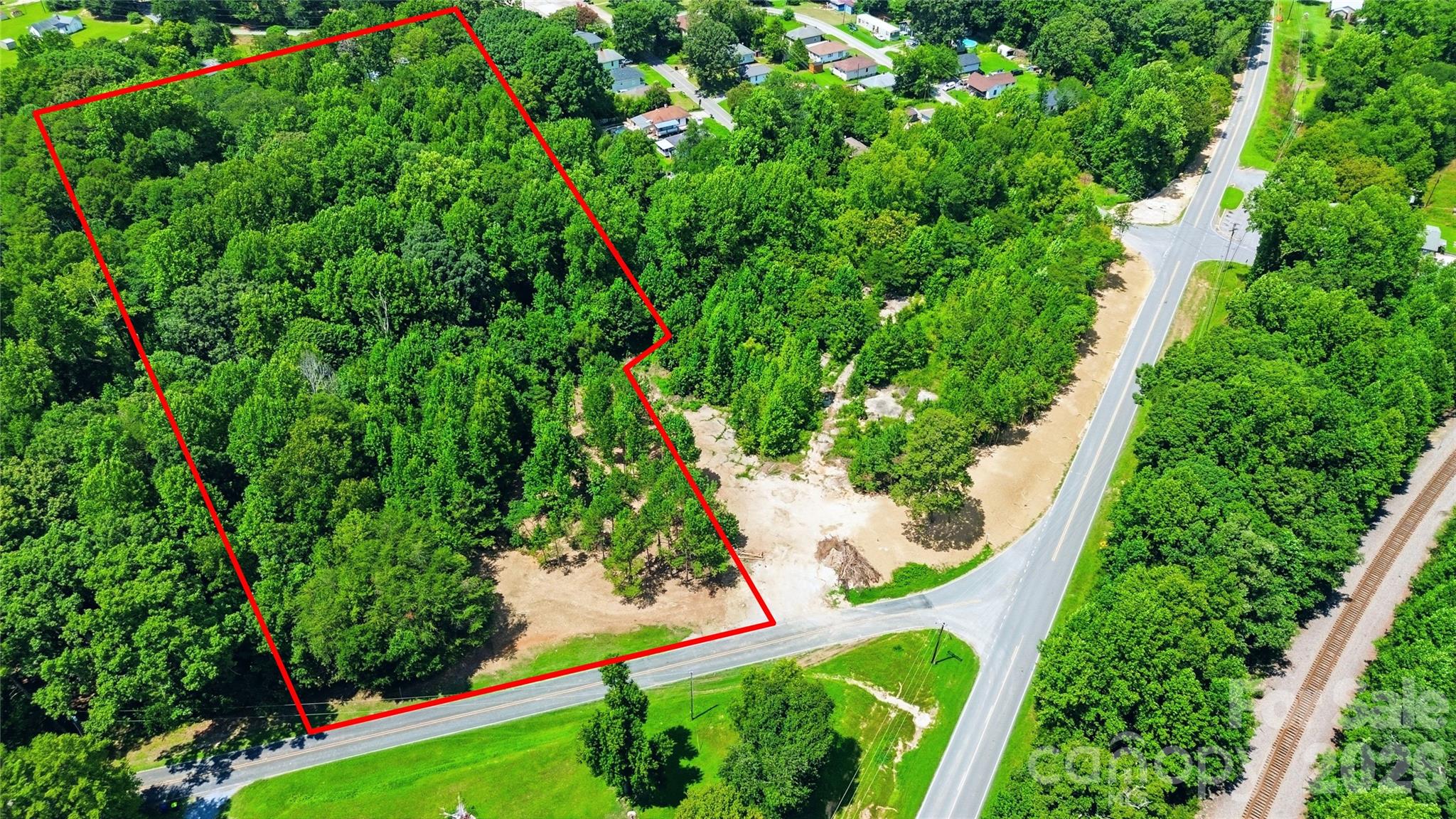 main property photo 0