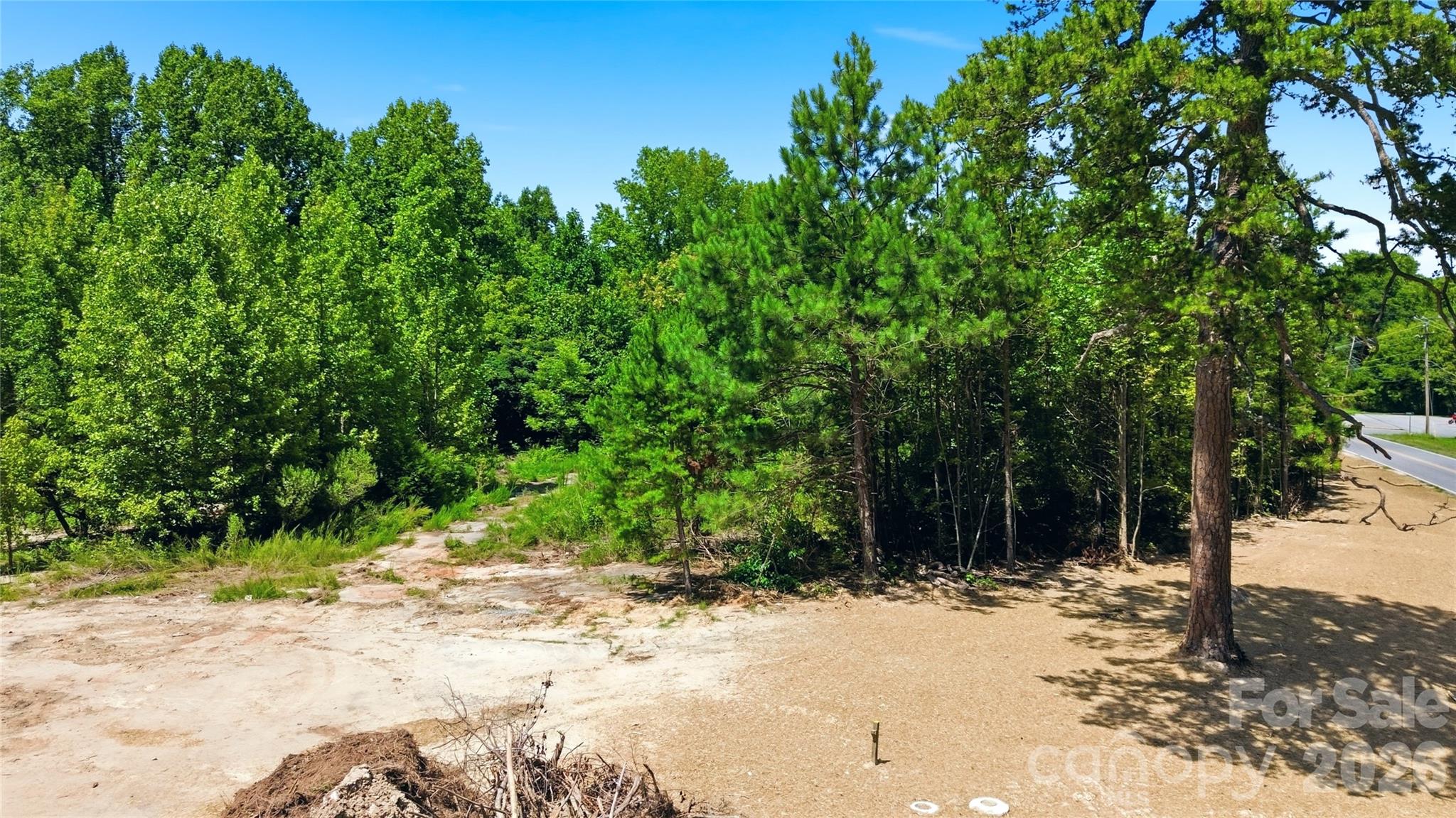 main property photo 27