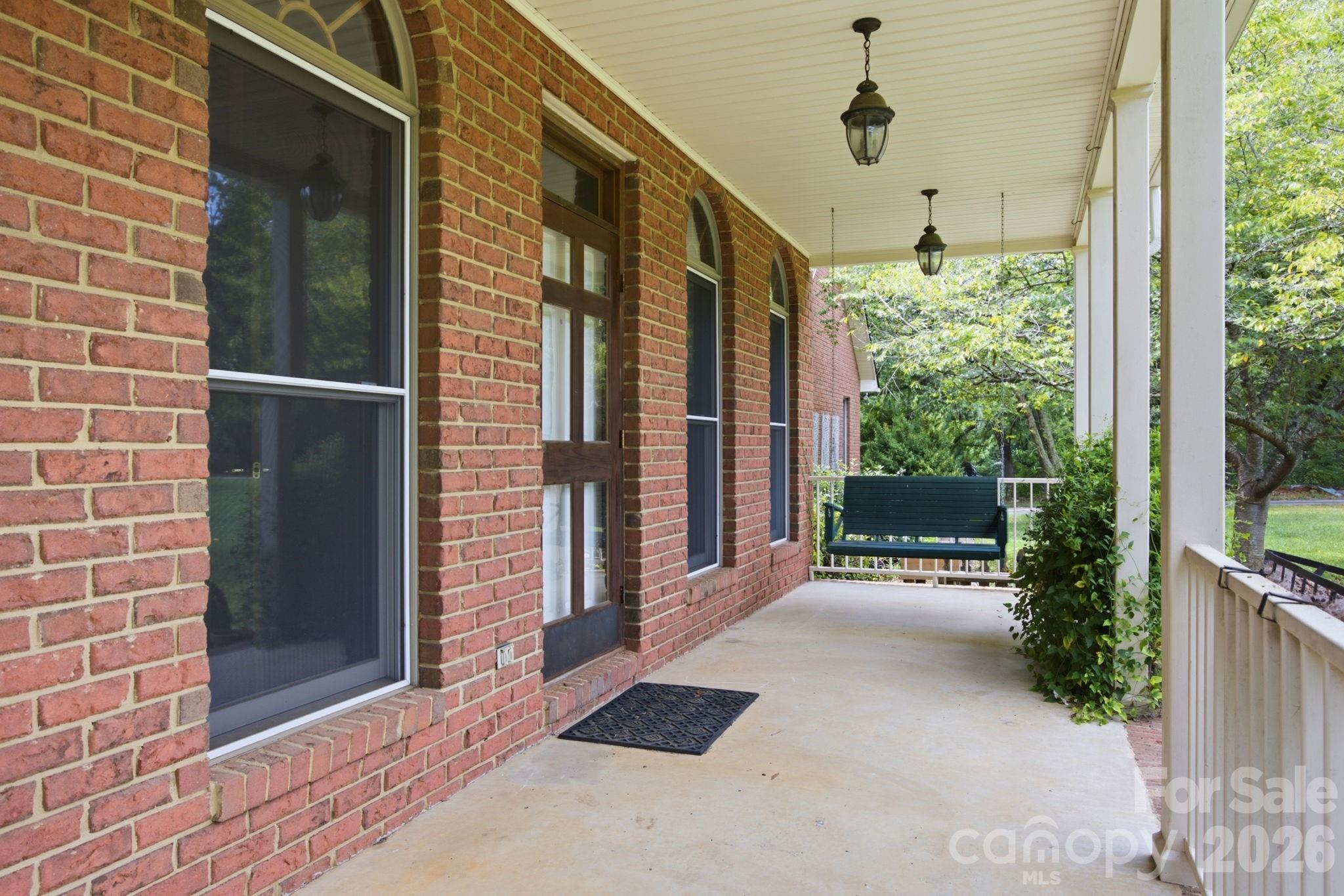 main property photo 14