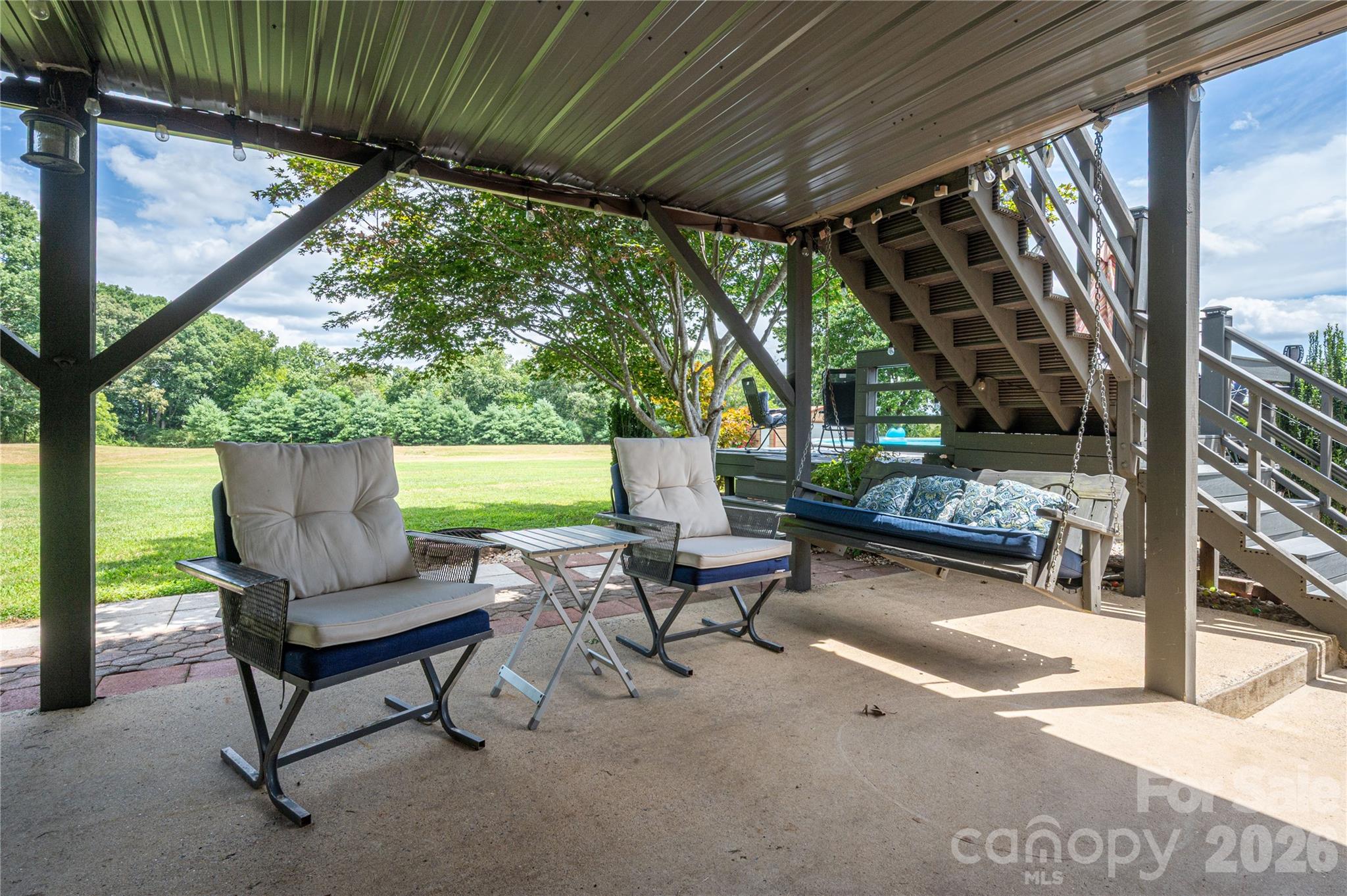 main property photo 37