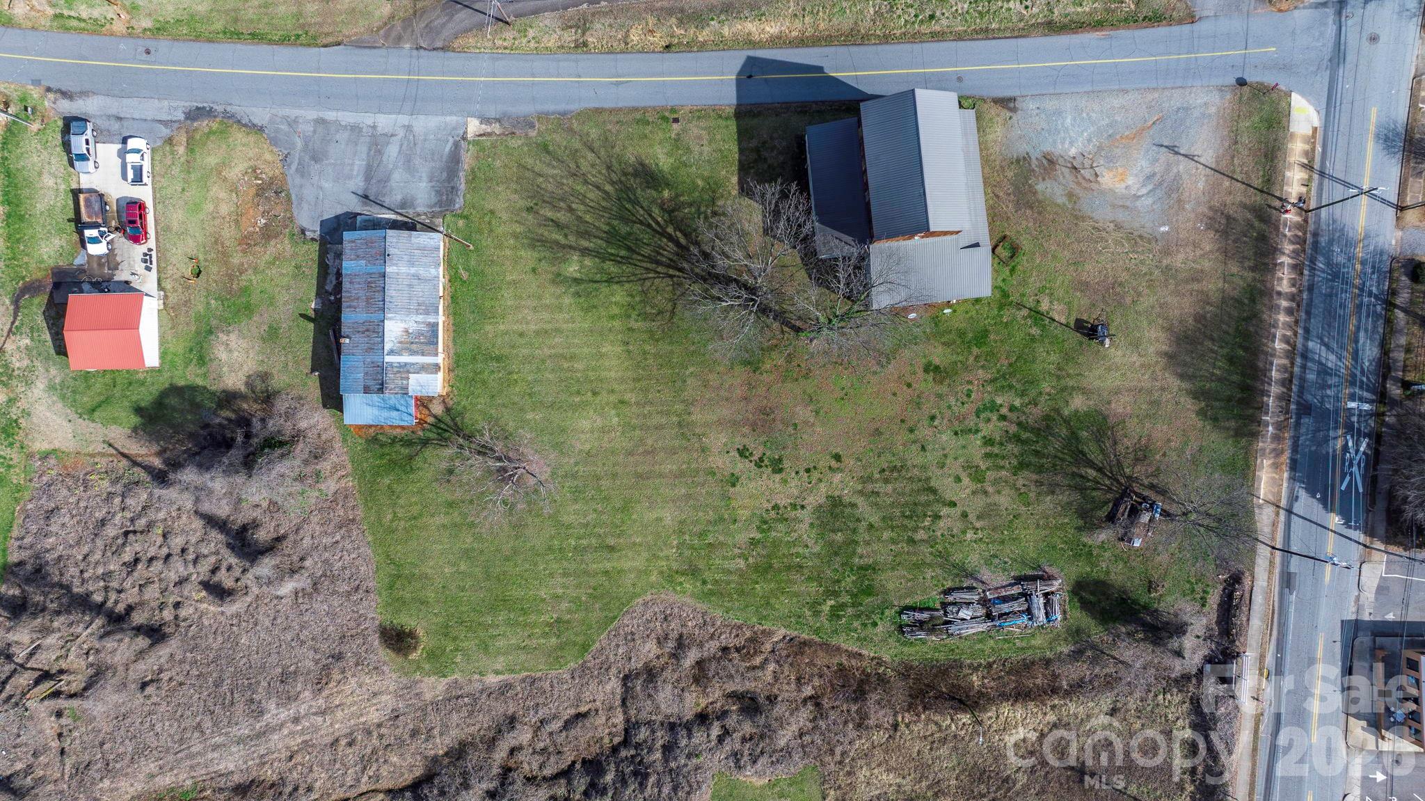 main property photo 45