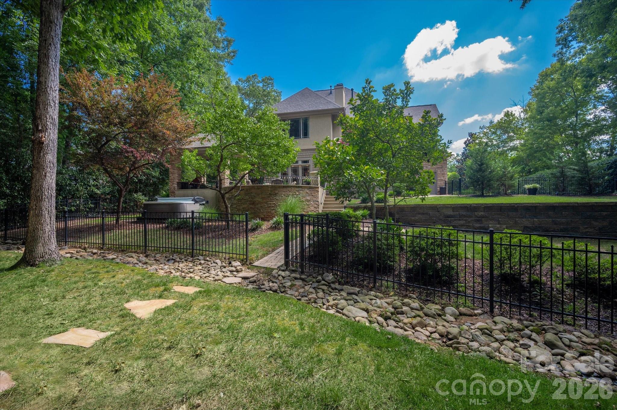main property photo 43