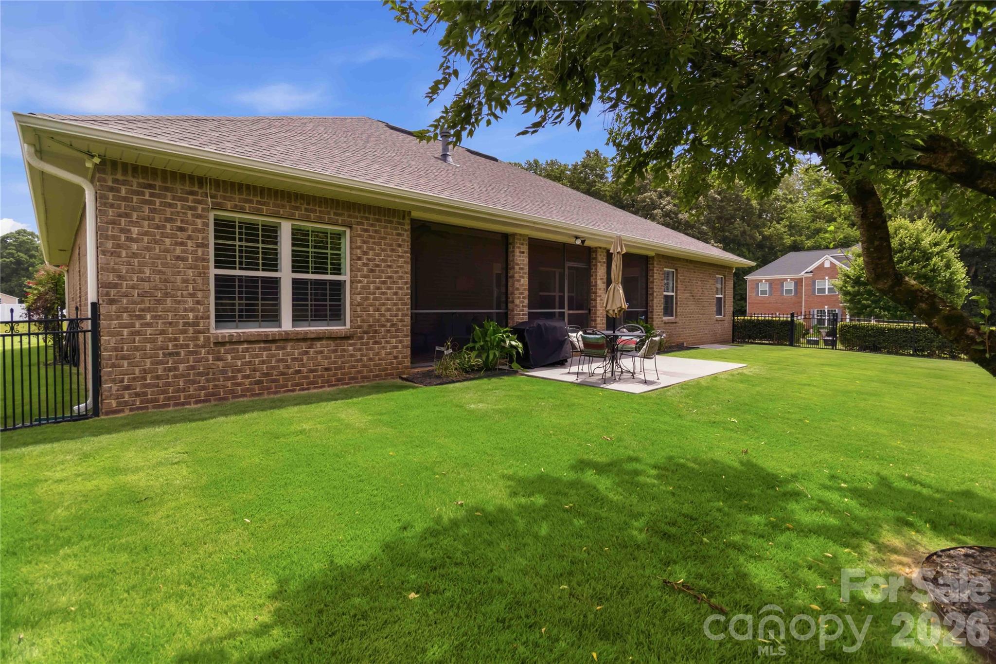 main property photo 45
