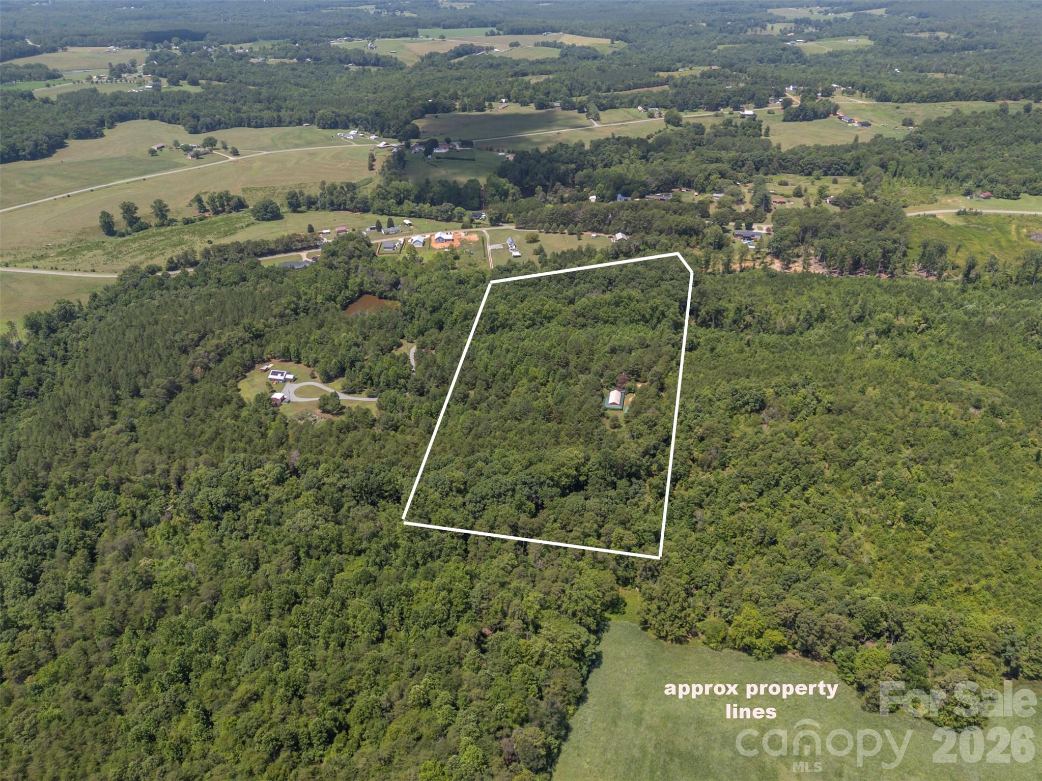 main property photo 16