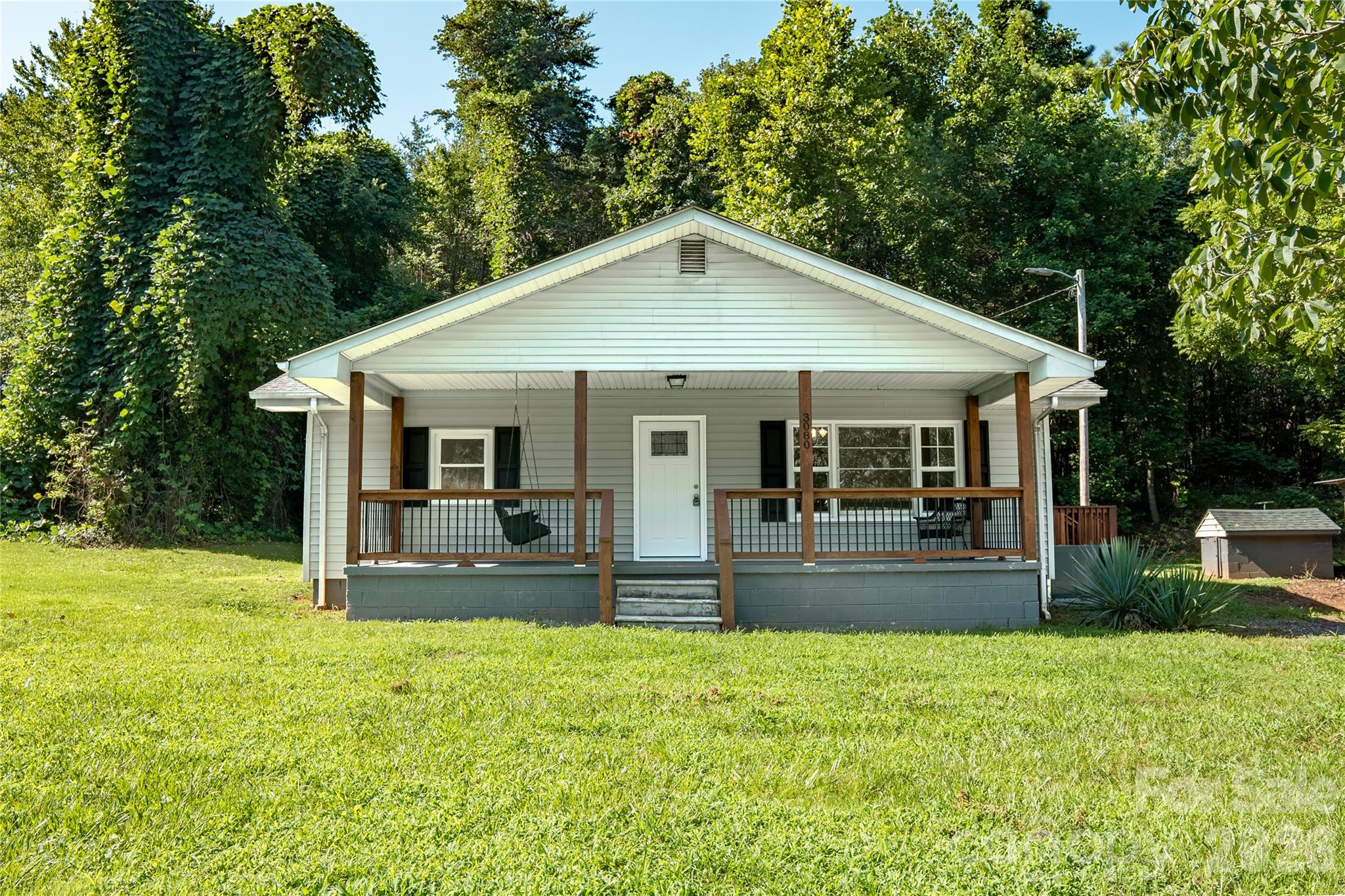 main property photo 22