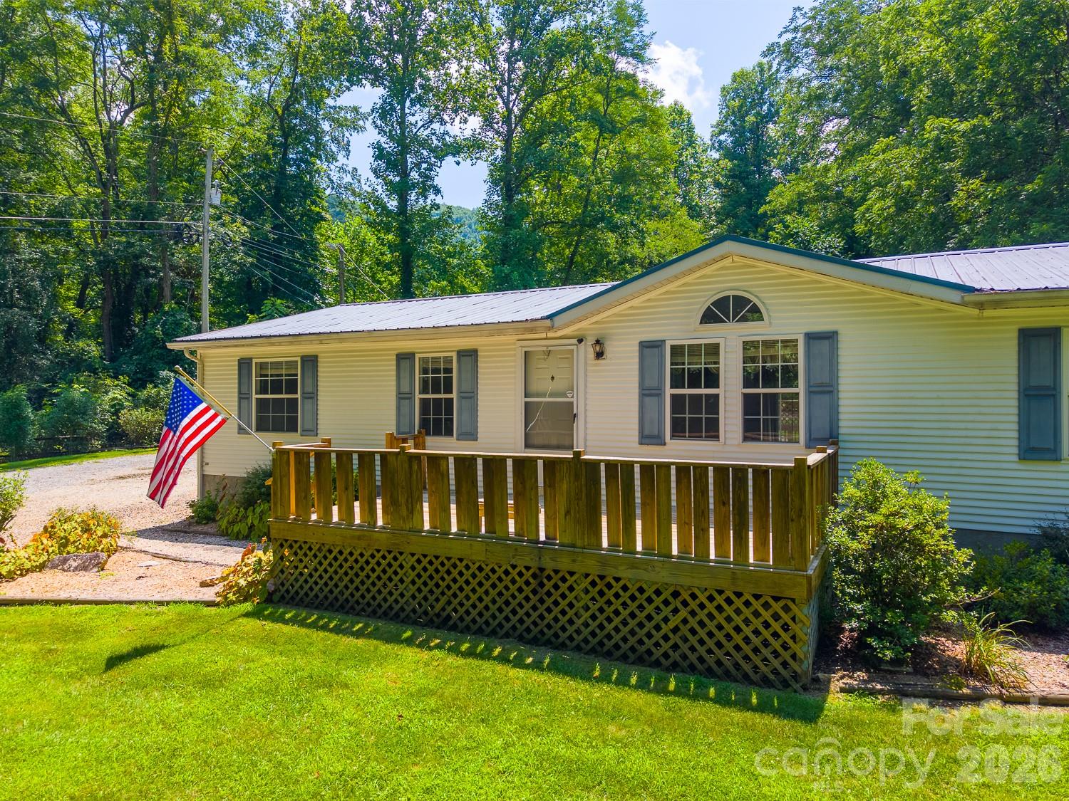 main property photo 41