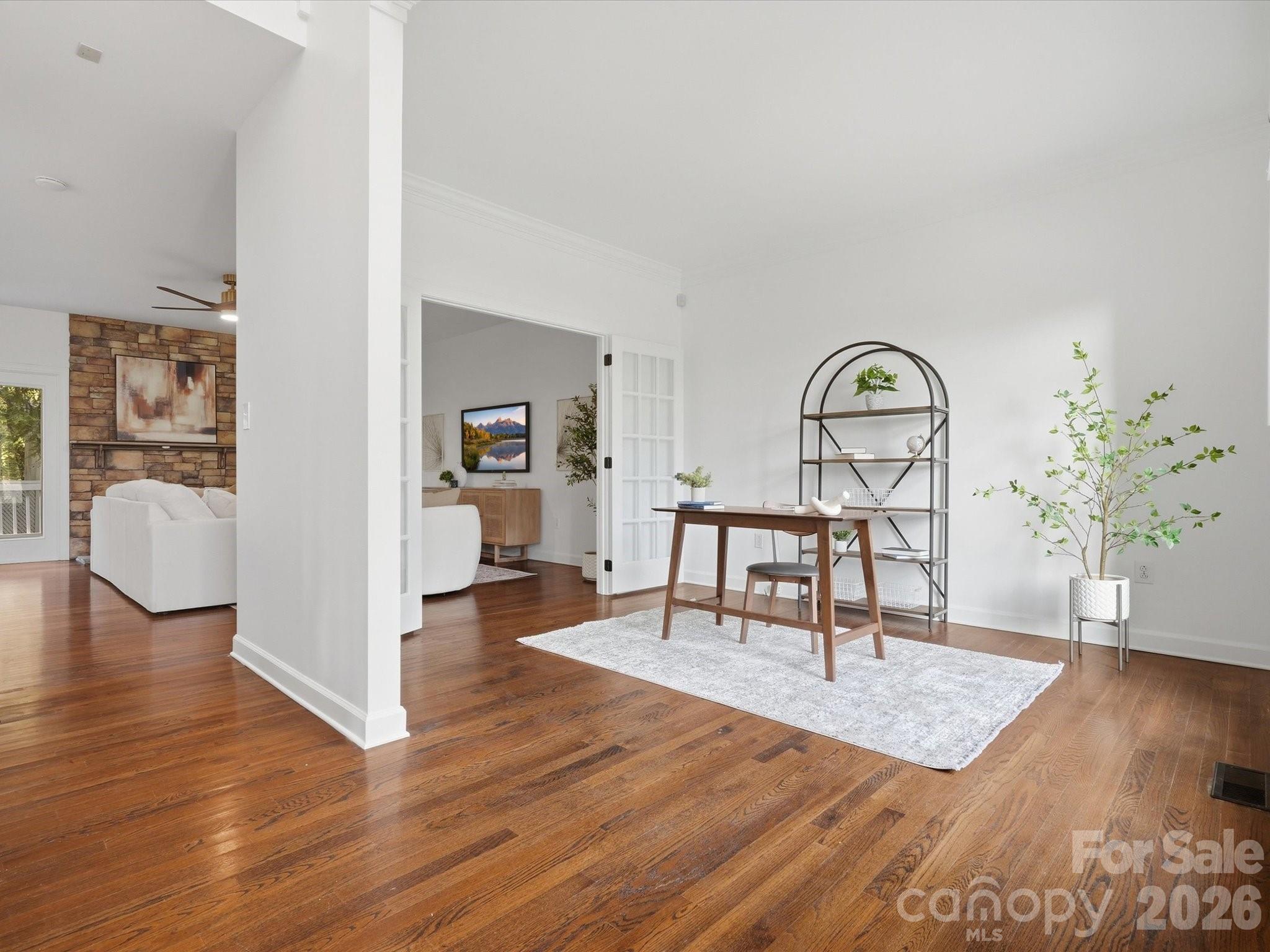 main property photo 5