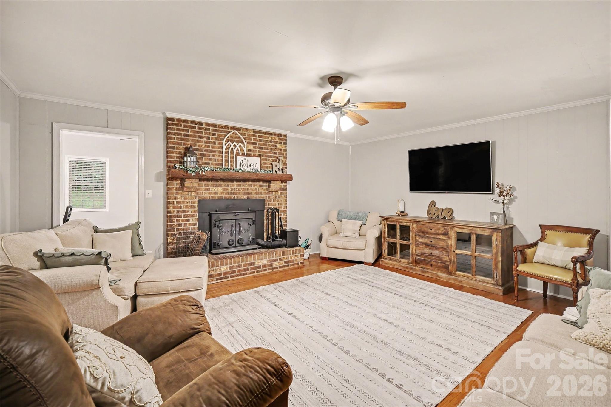 main property photo 14