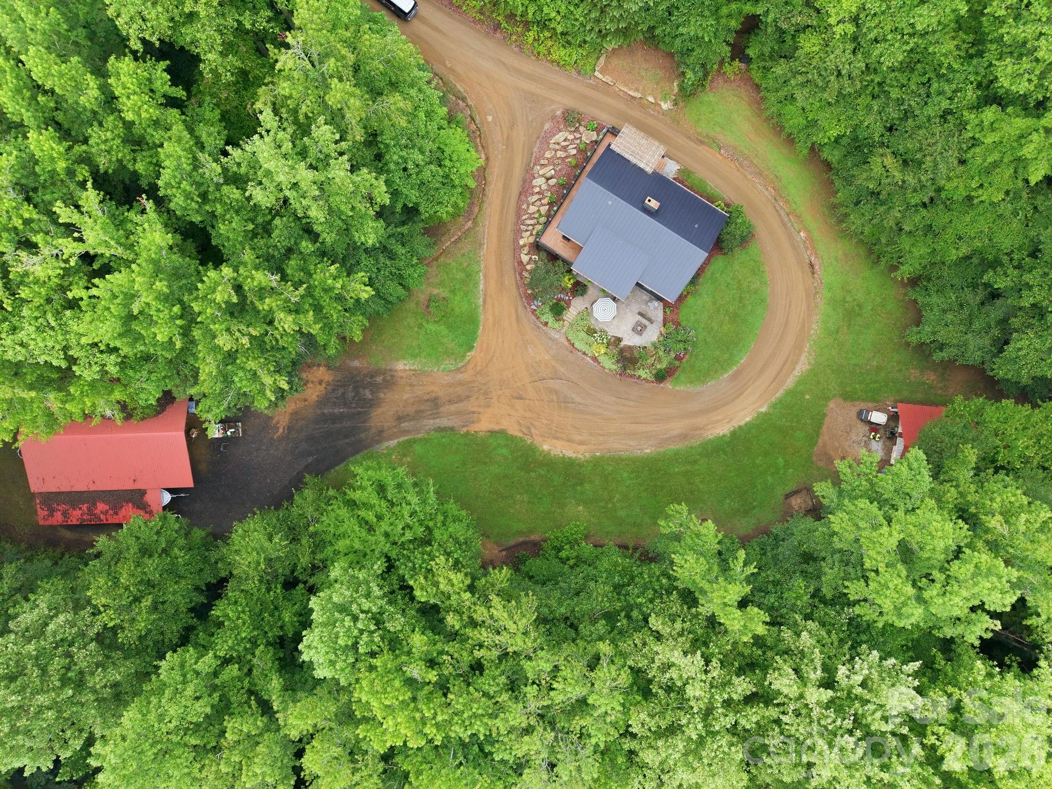 main property photo 8