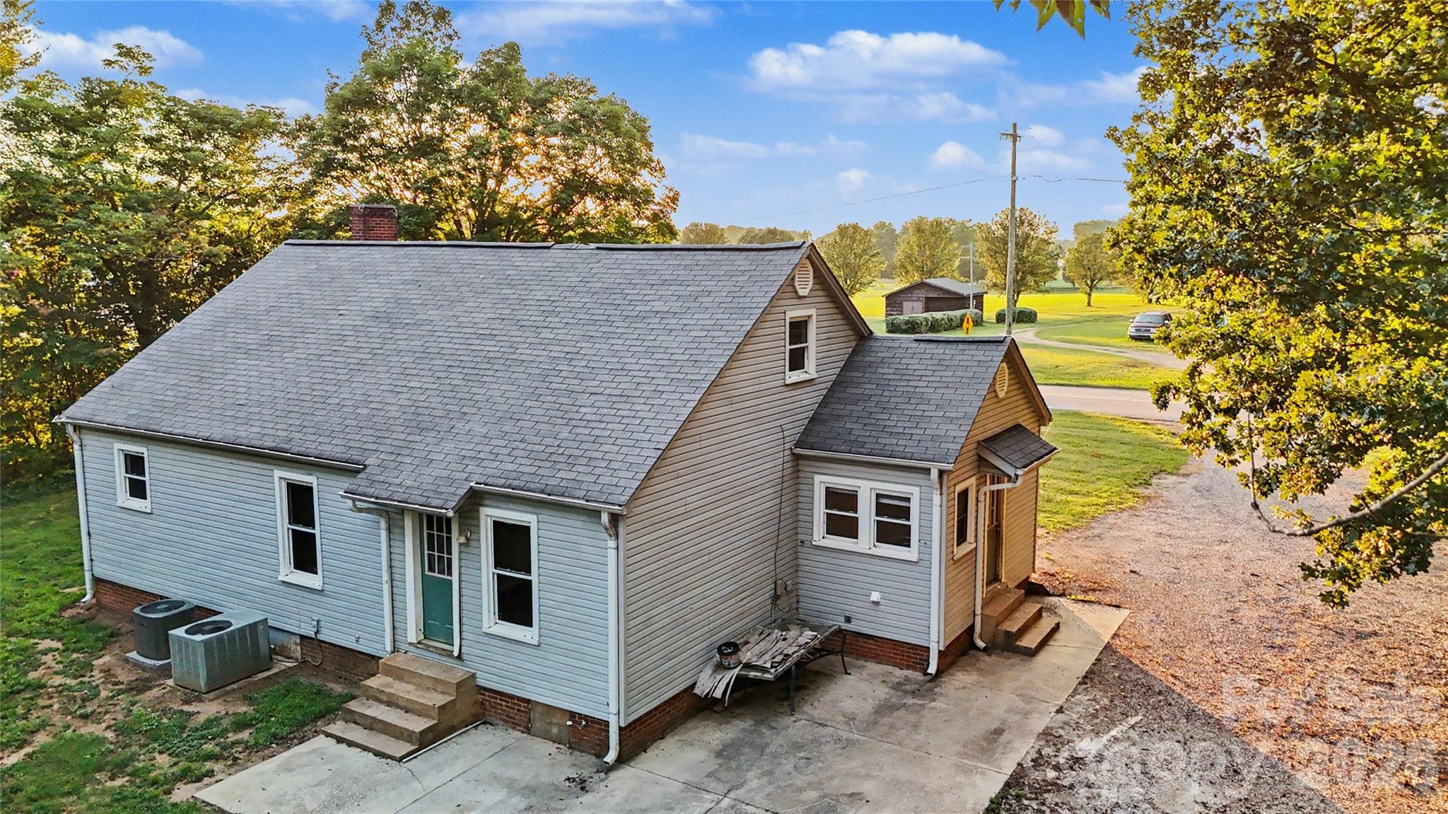 main property photo 26