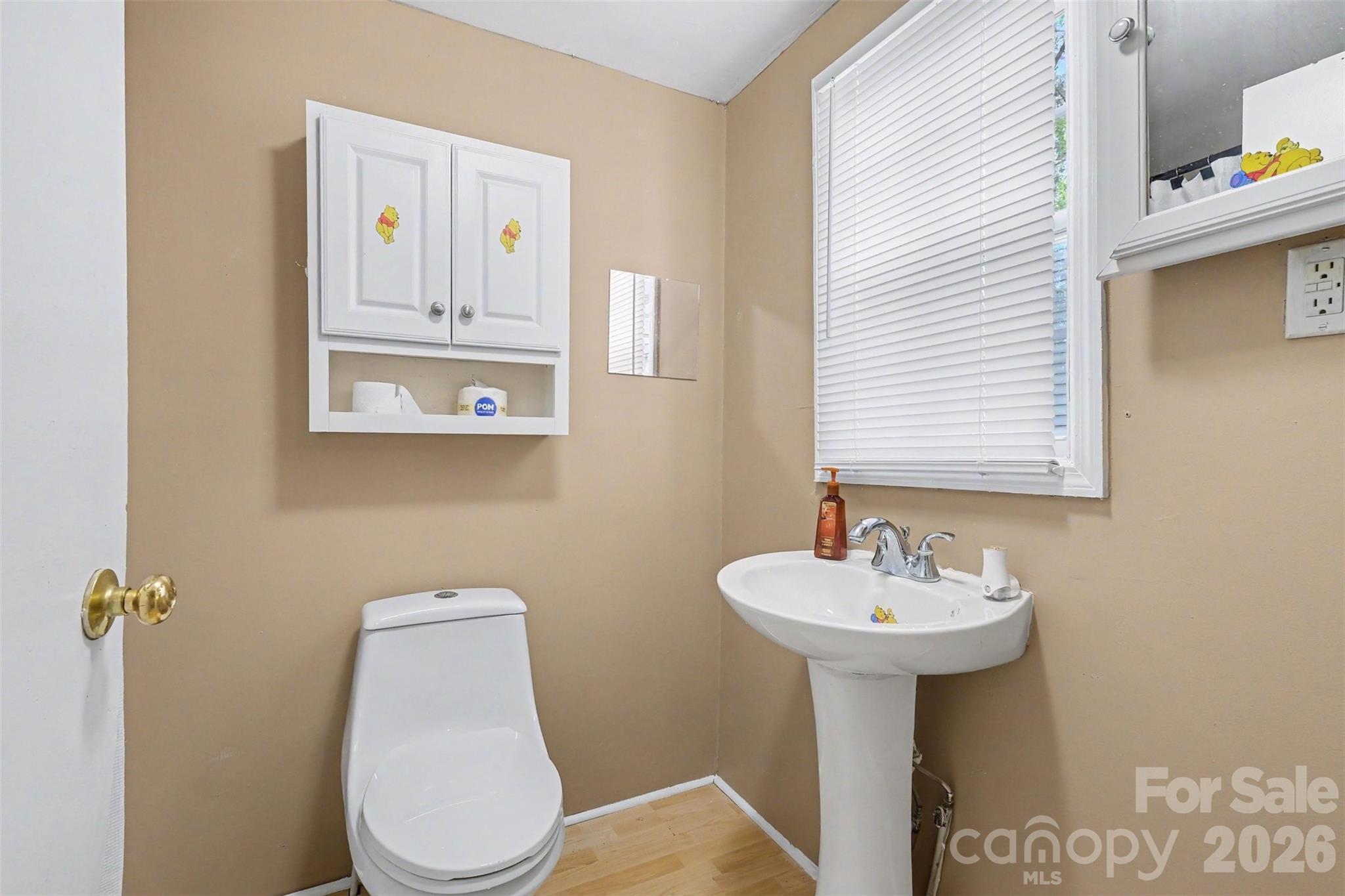 main property photo 17
