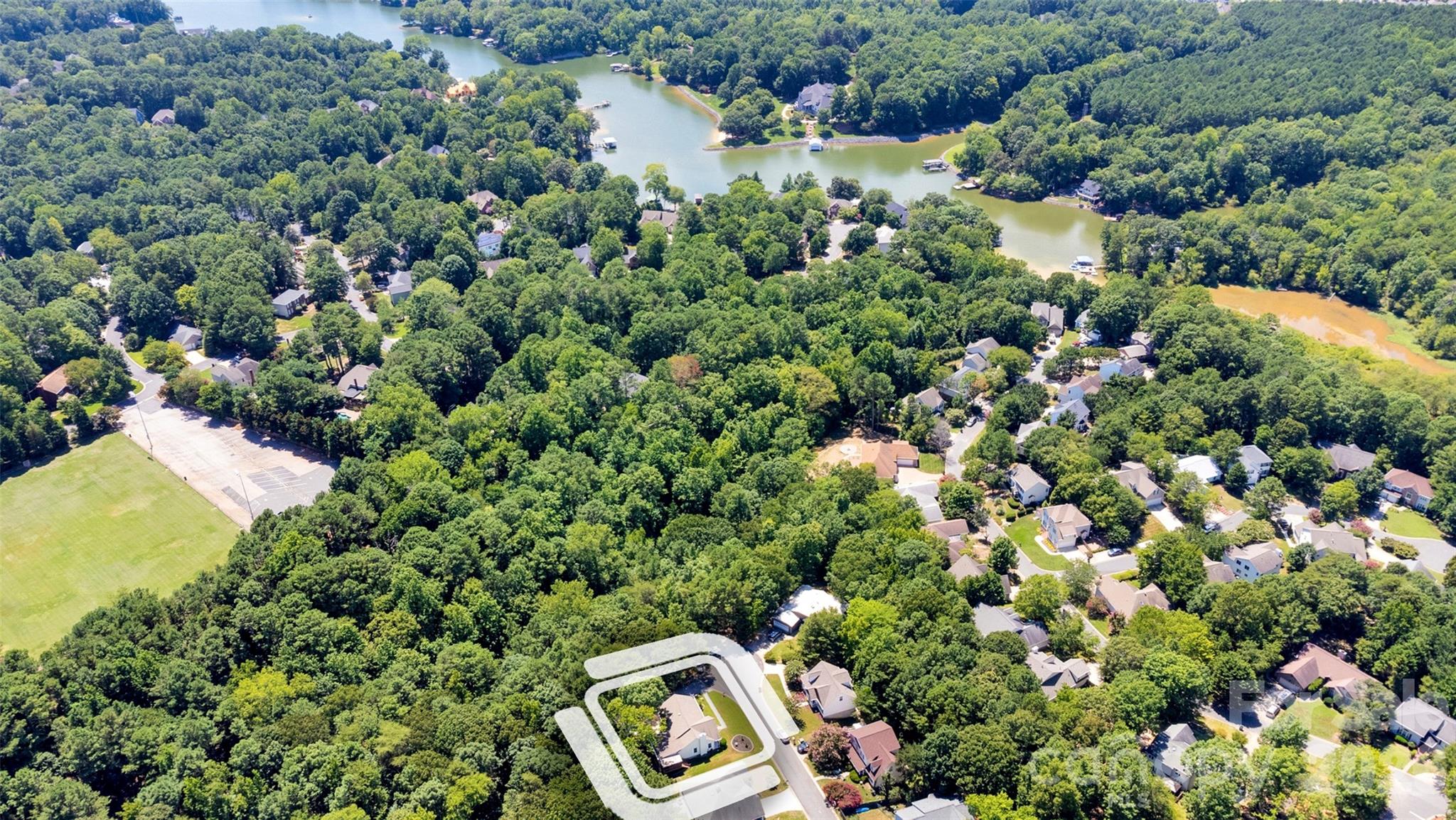 main property photo 43
