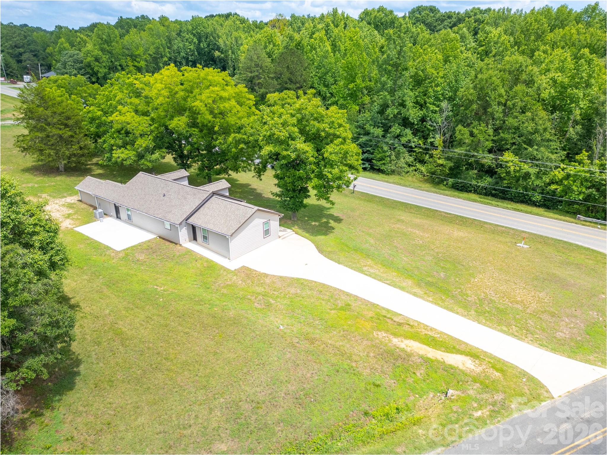 main property photo 32