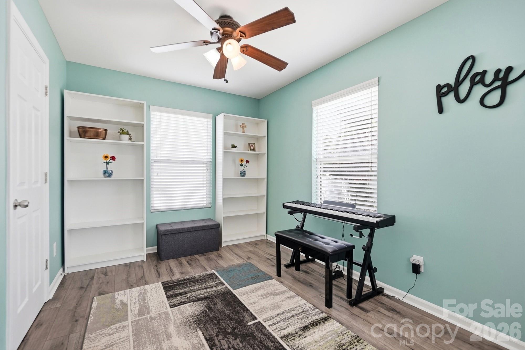 main property photo 15