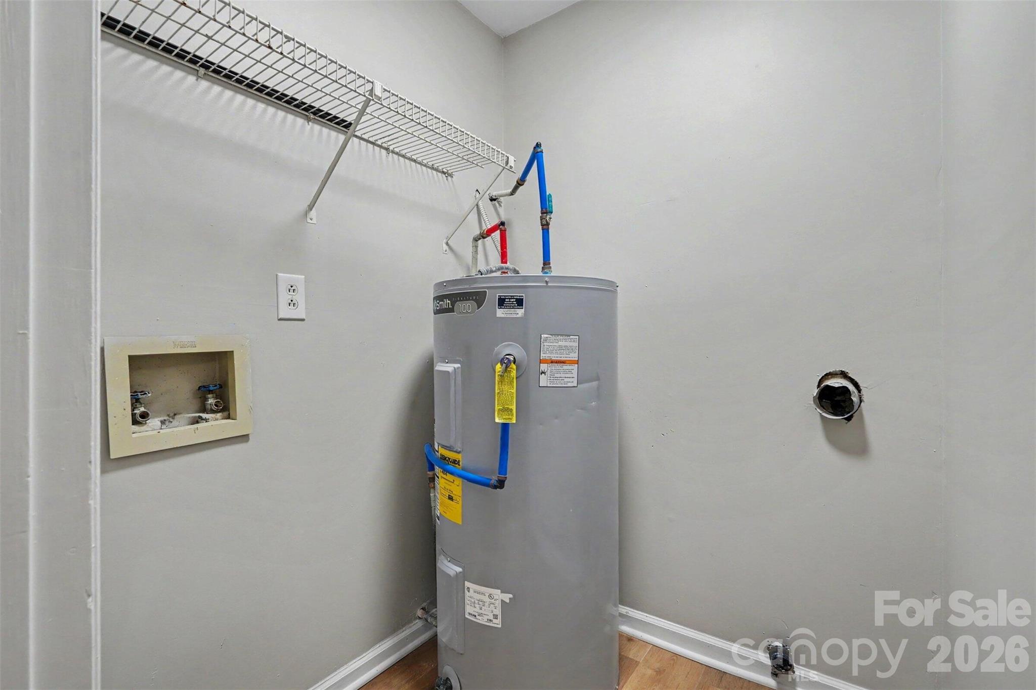 main property photo 30
