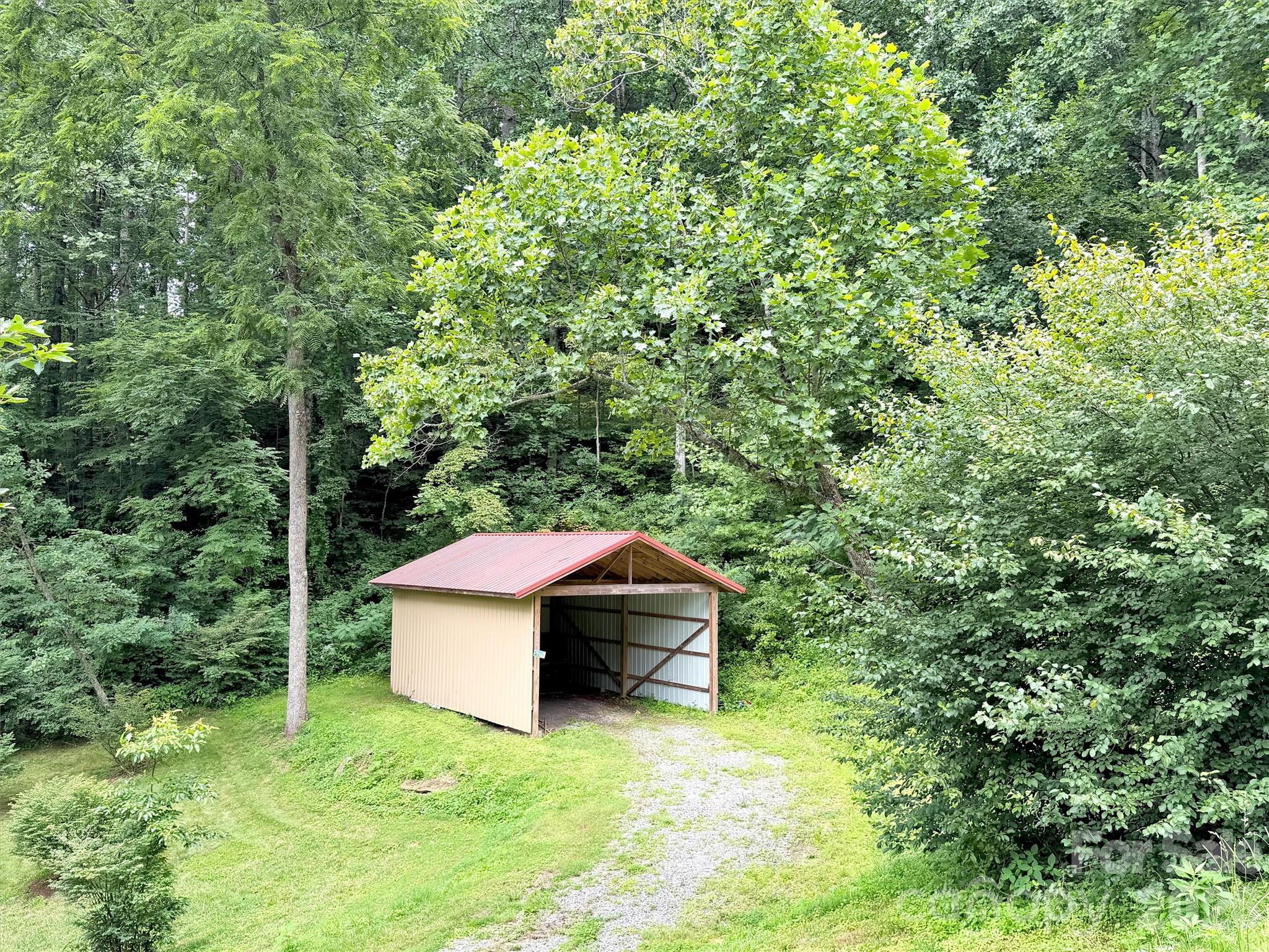 main property photo 45