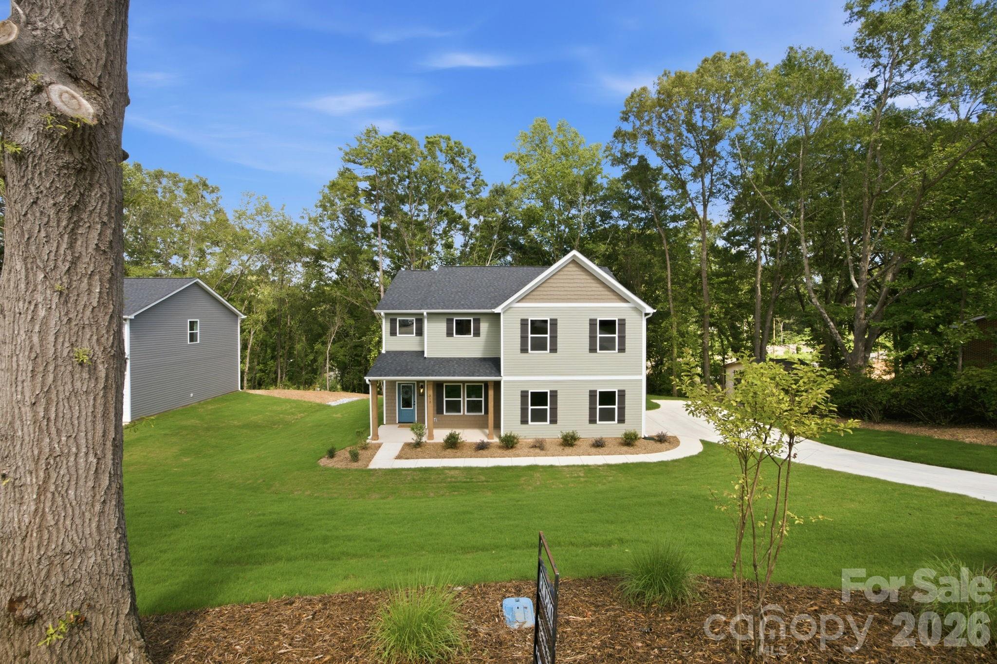 main property photo 2