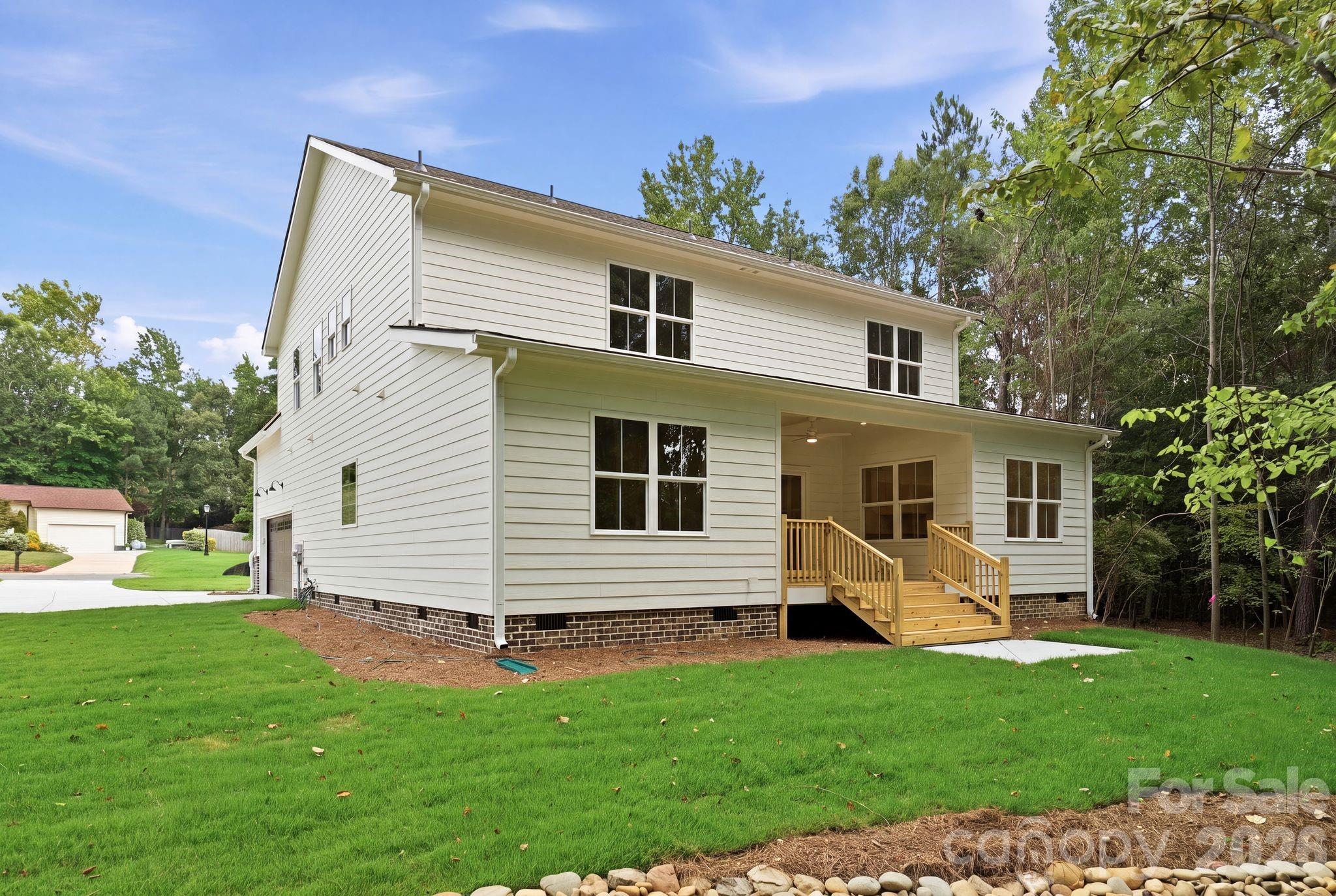 main property photo 41