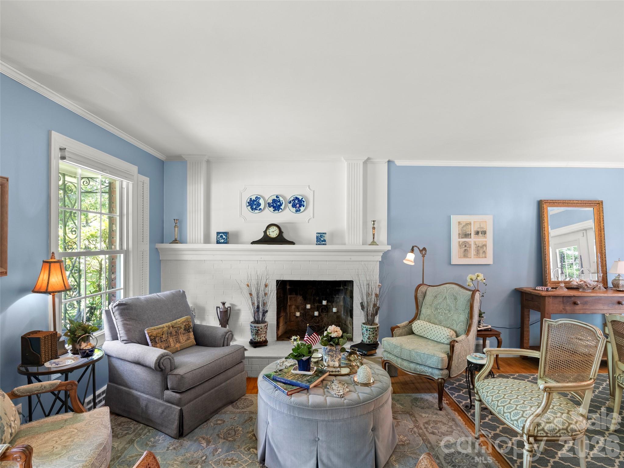 main property photo 3