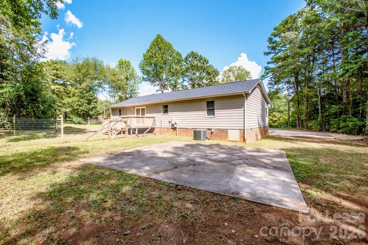 main property photo 44
