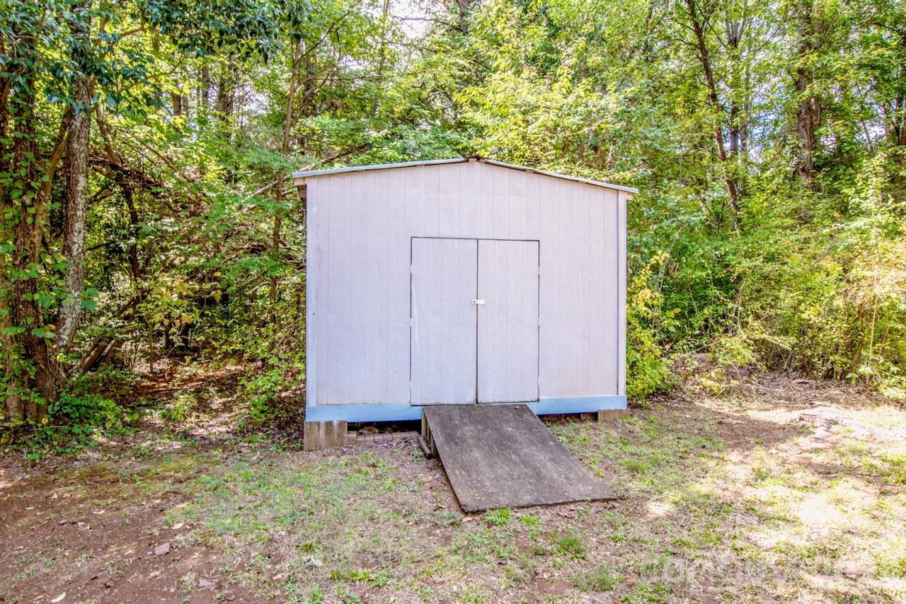 main property photo 47