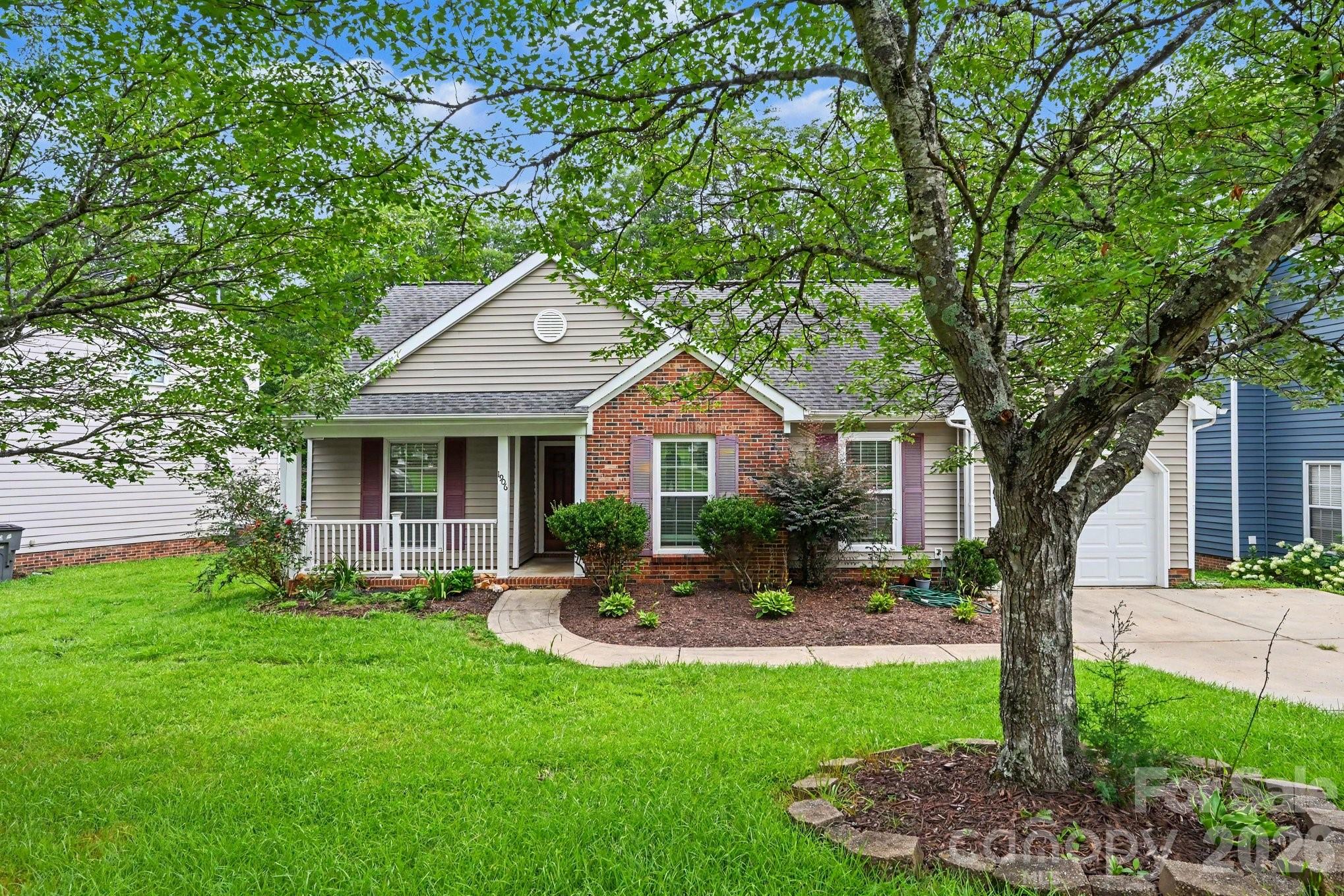 main property photo 0
