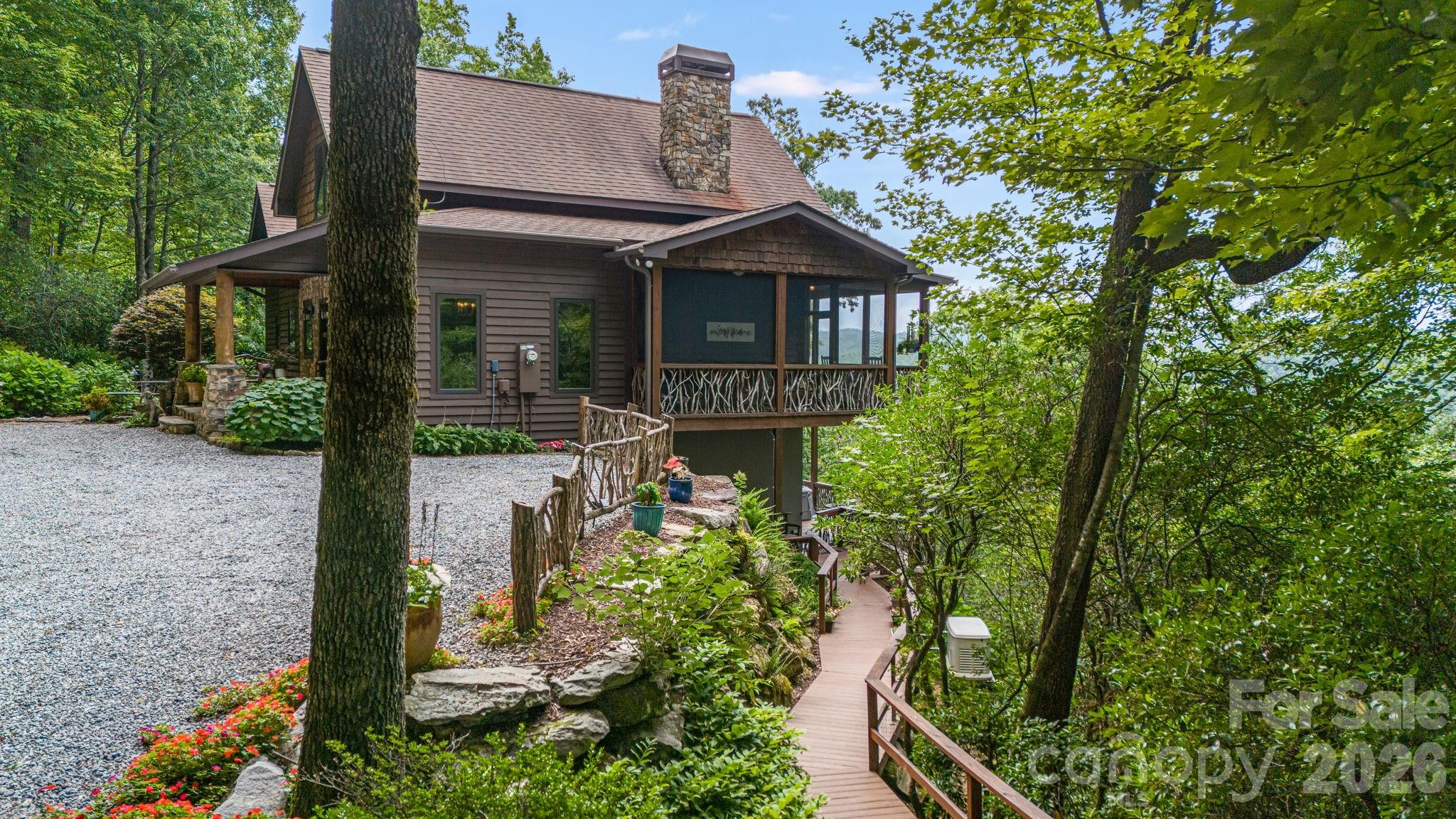 main property photo 6