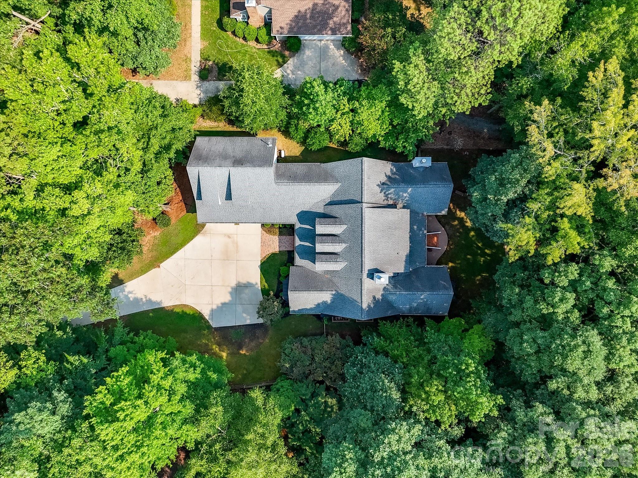 main property photo 45