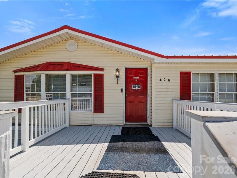 main property photo 3