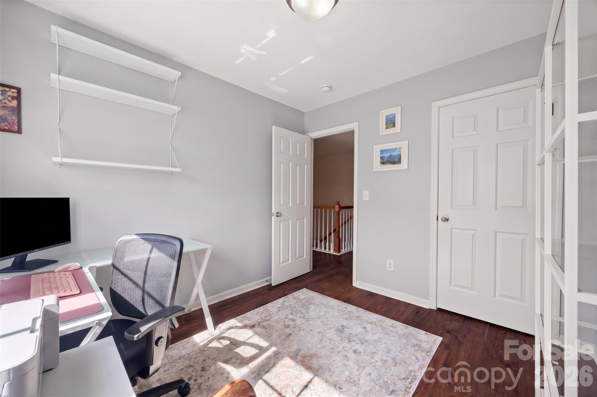 main property photo 30