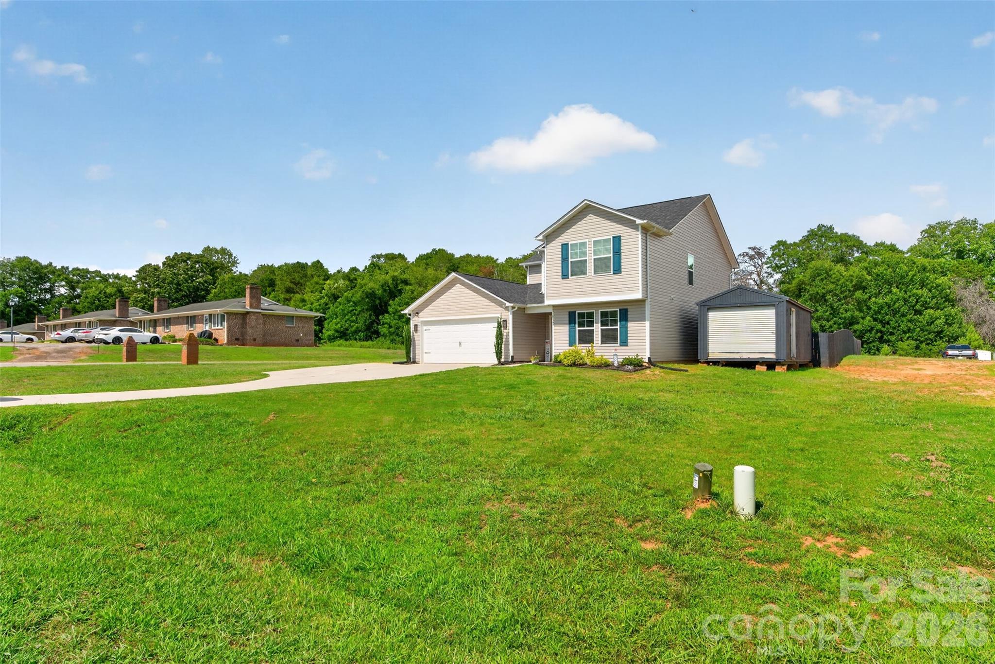 main property photo 37
