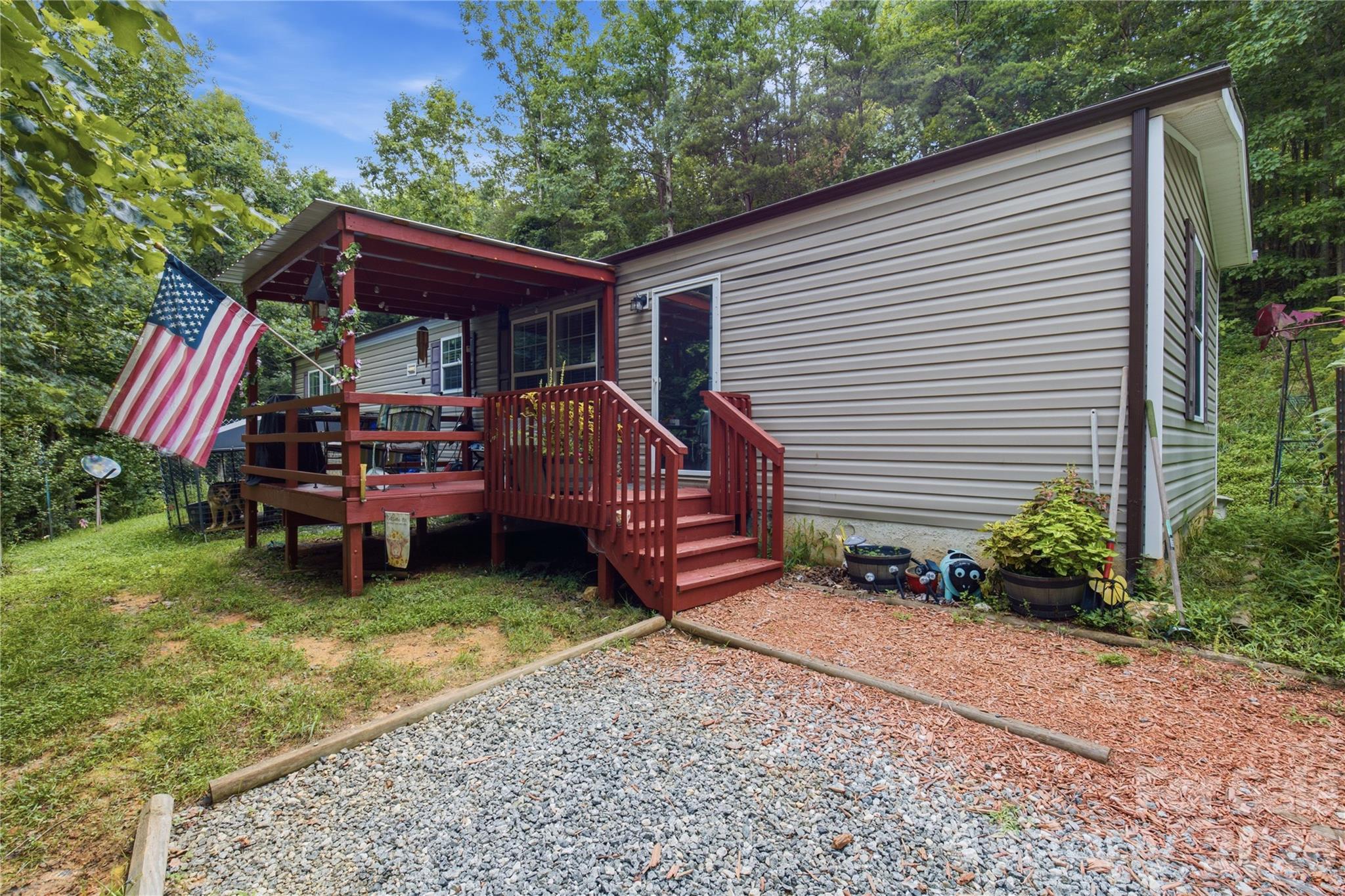 main property photo 21