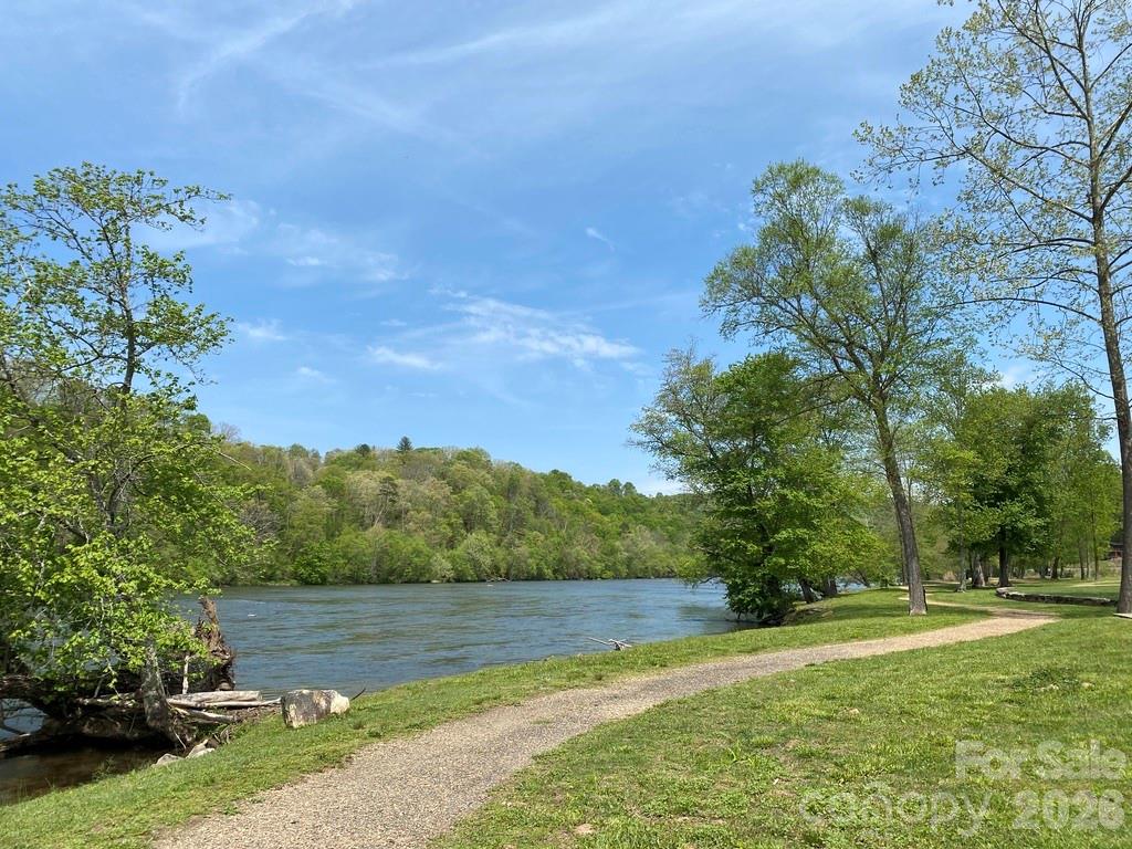 main property photo 19