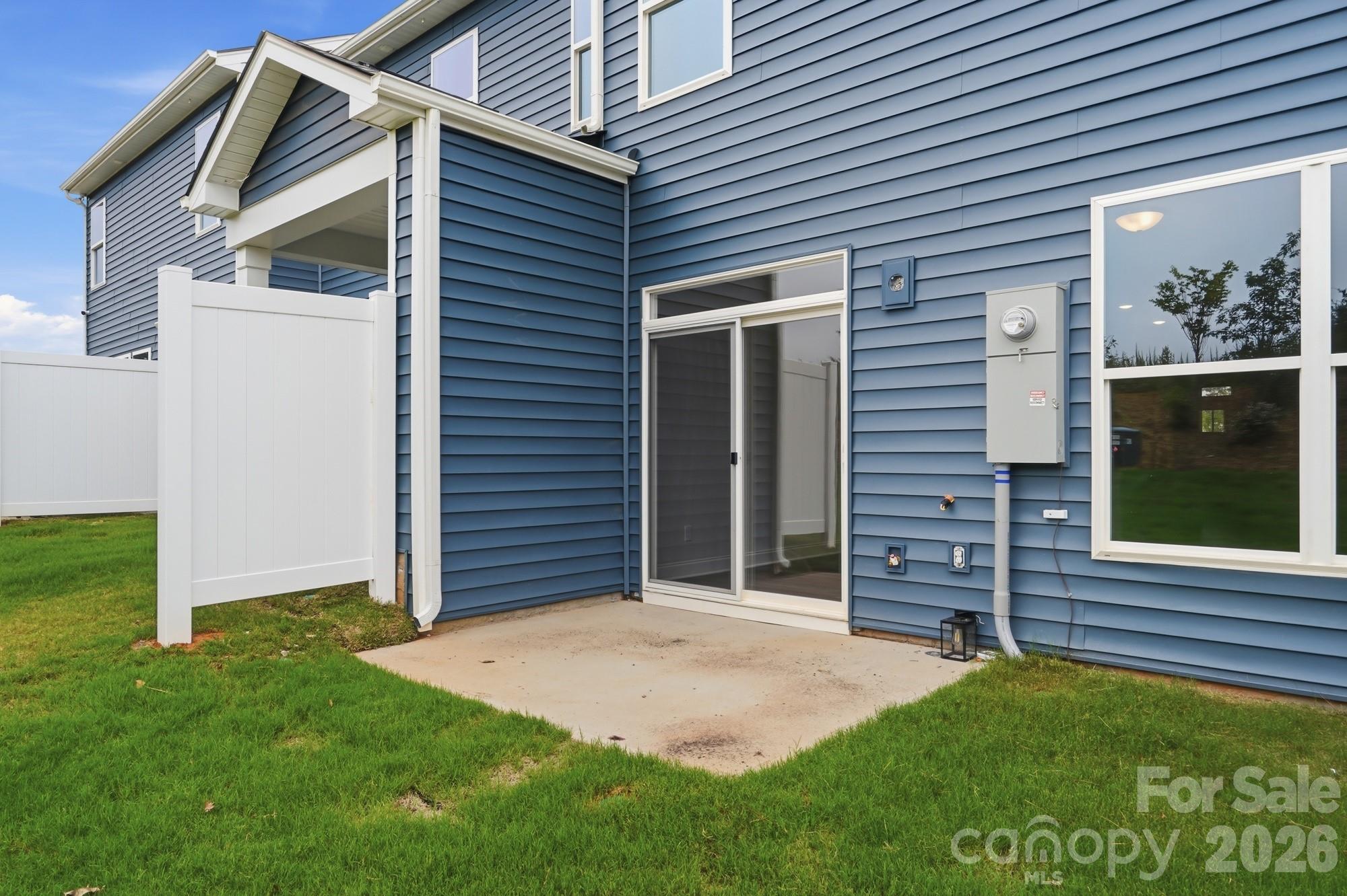 main property photo 41