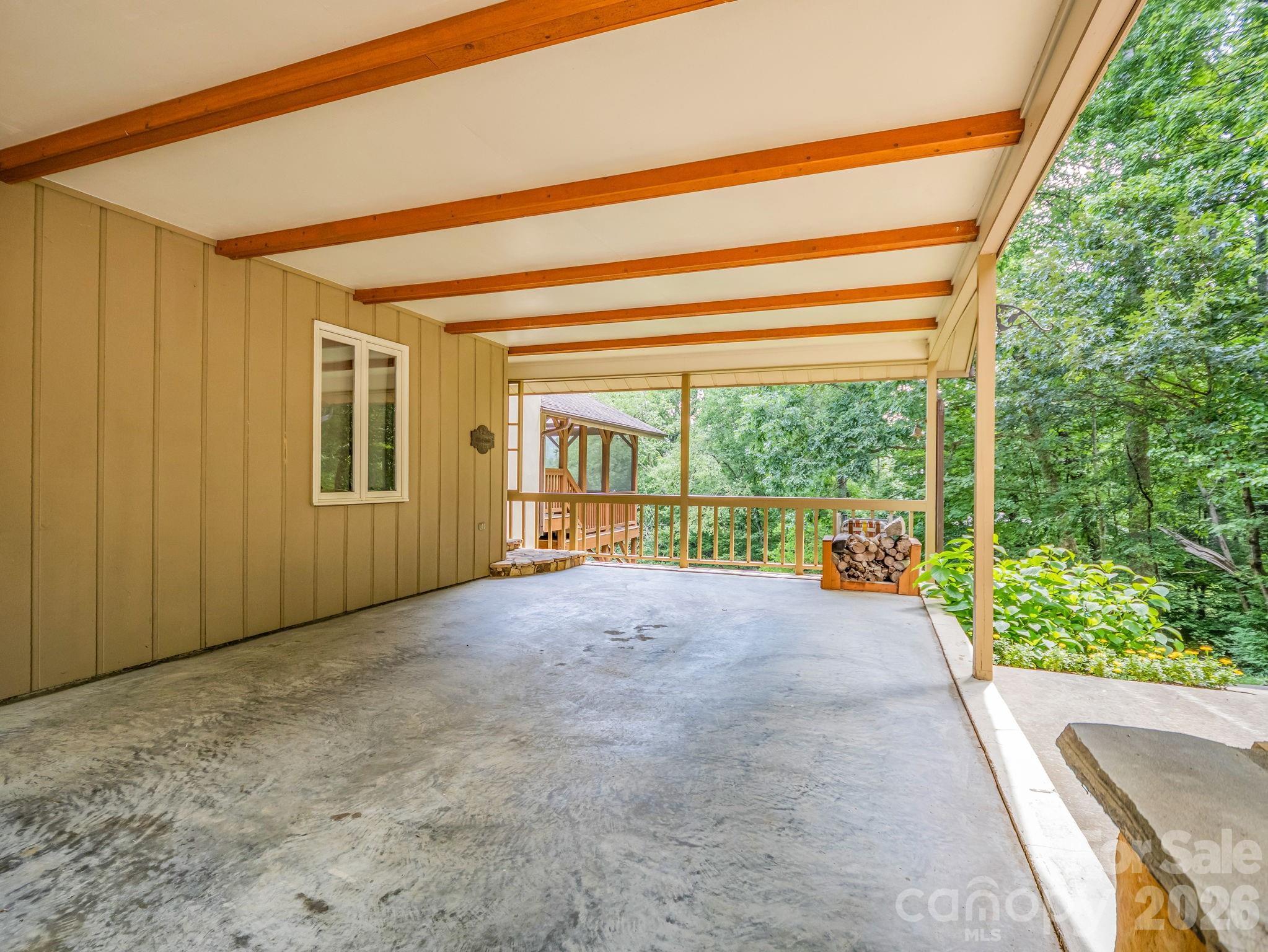 main property photo 39