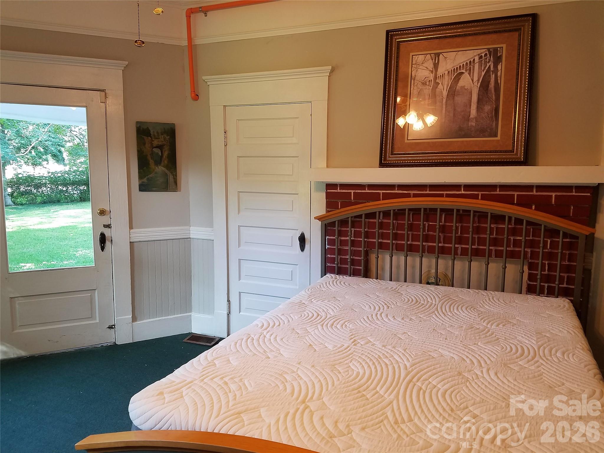 main property photo 18