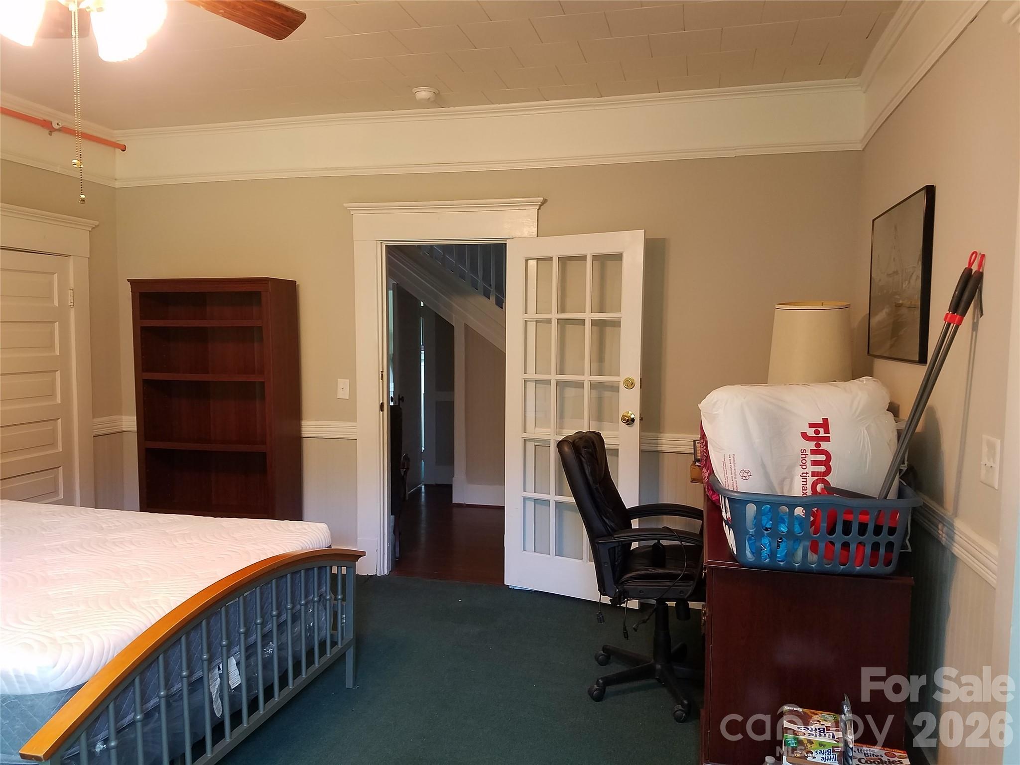 main property photo 20