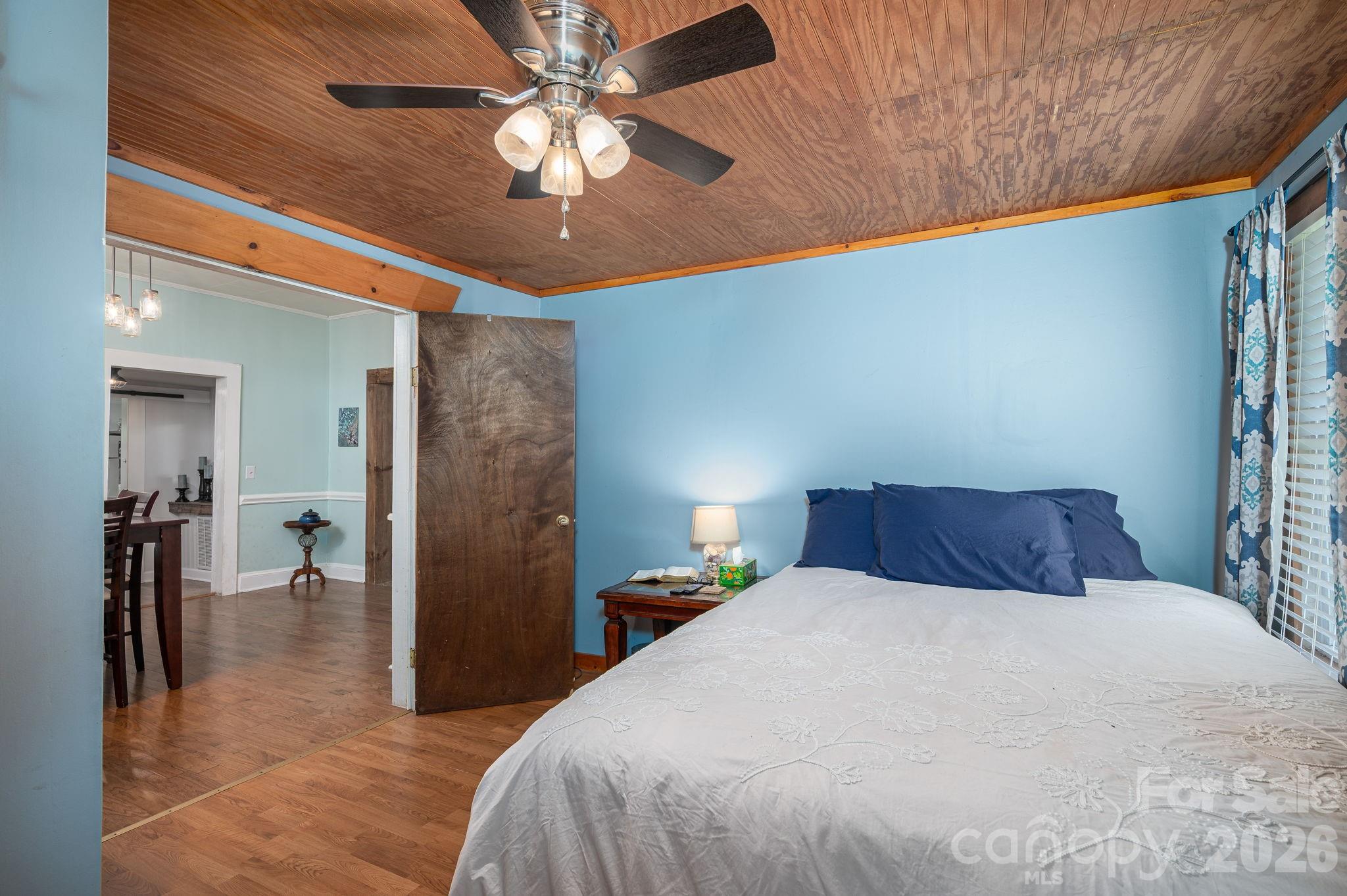 main property photo 15