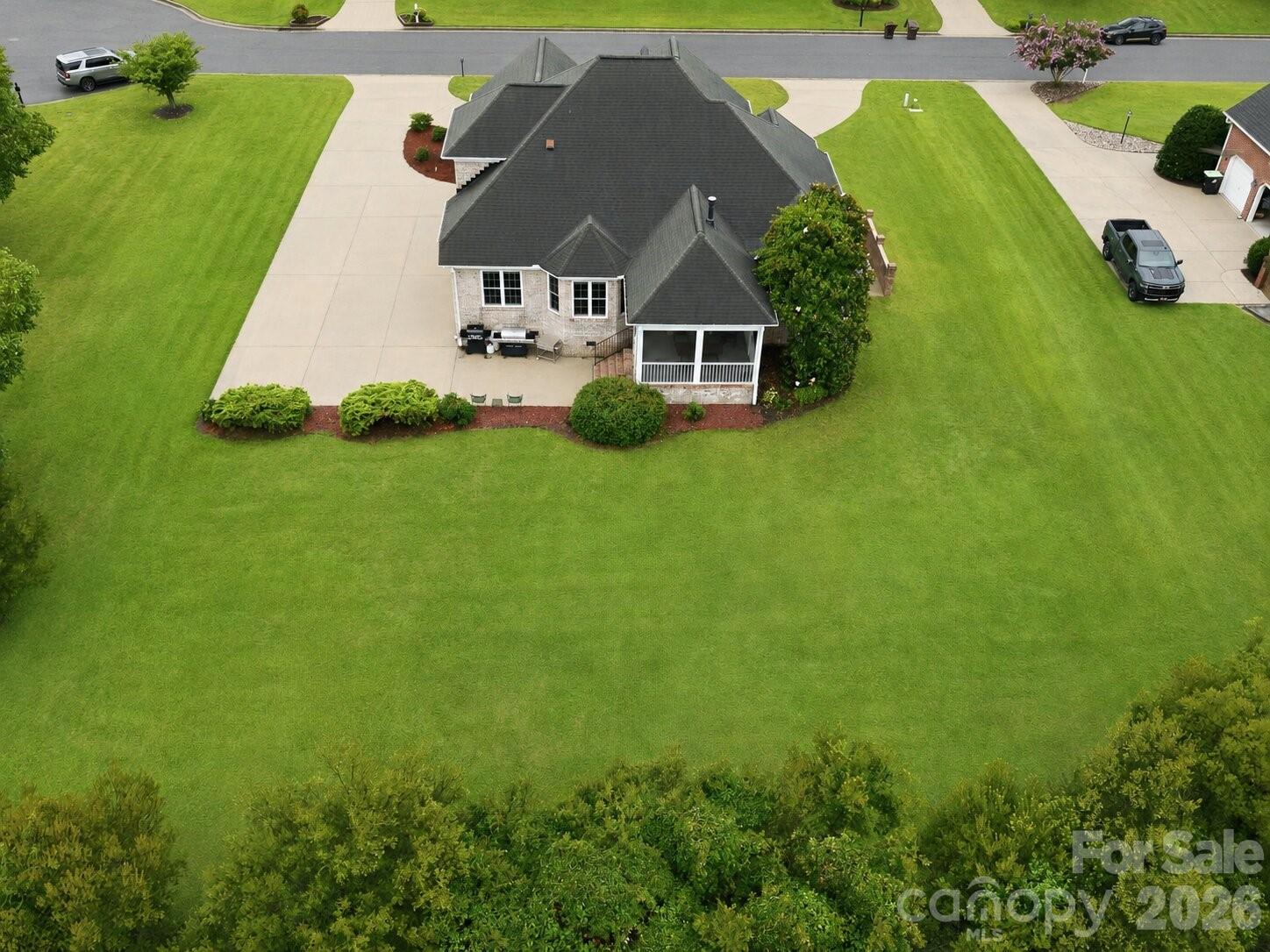 main property photo 29